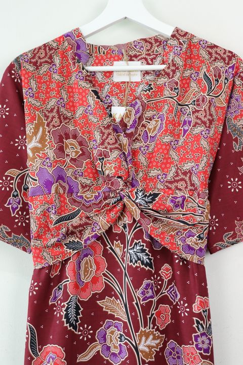 batik-twisted-front-dress18