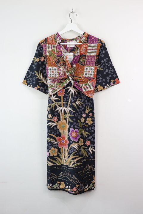 batik-twisted-front-dress38