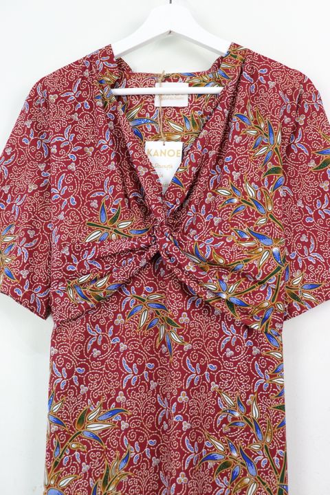 batik-twisted-front-dress85