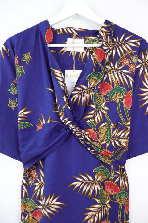 batik-twisted-front-dress100