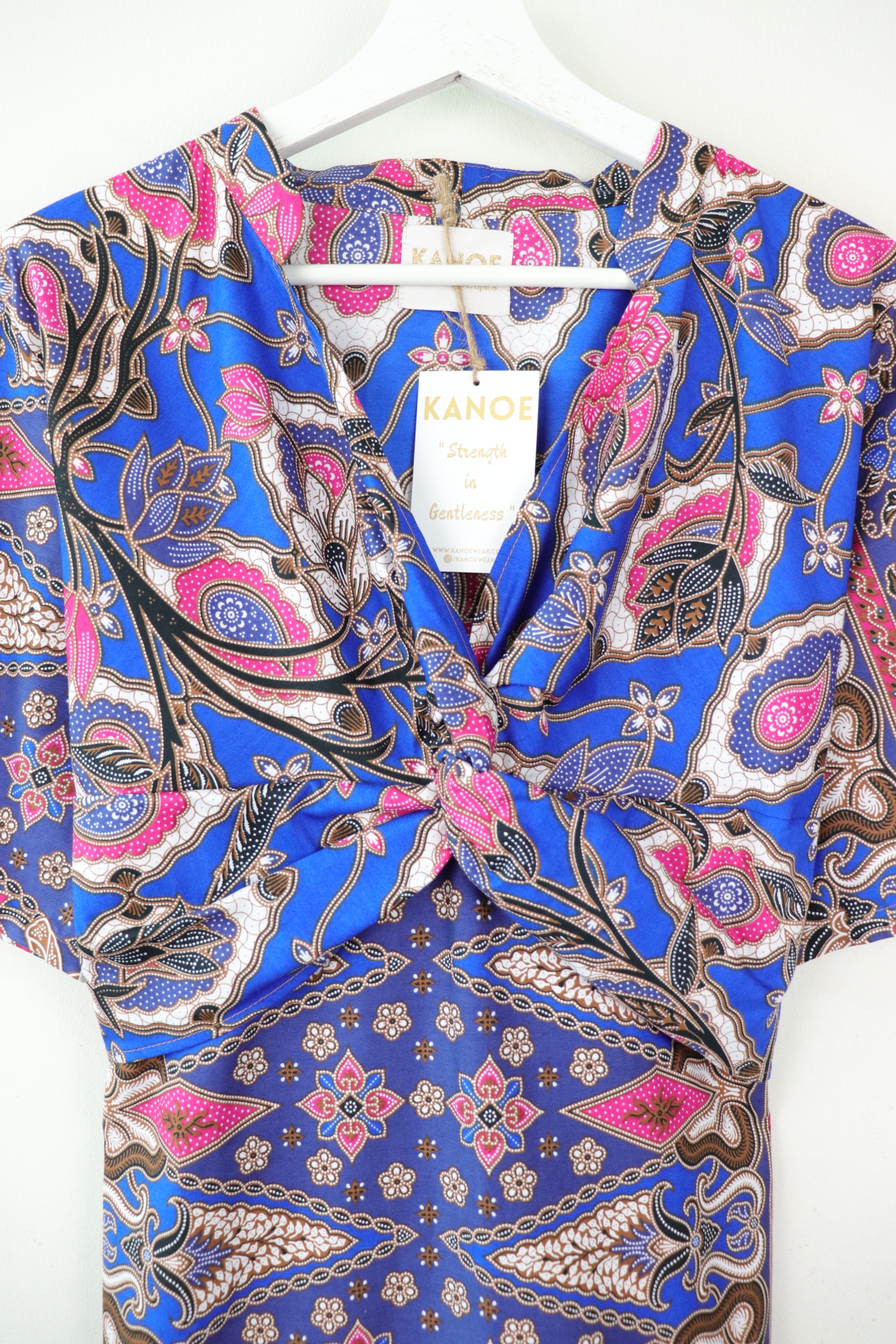 Twisted Front Dress w/ mandarin collar - Fei Lilah