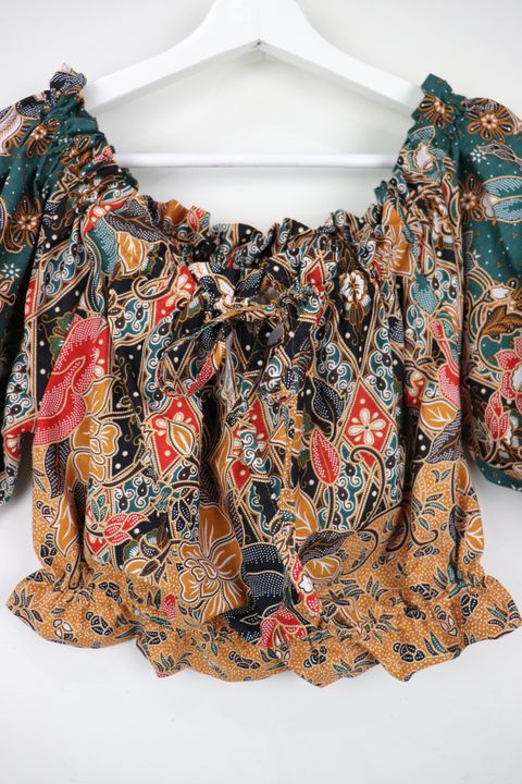 batik-offshoulder-top-A10