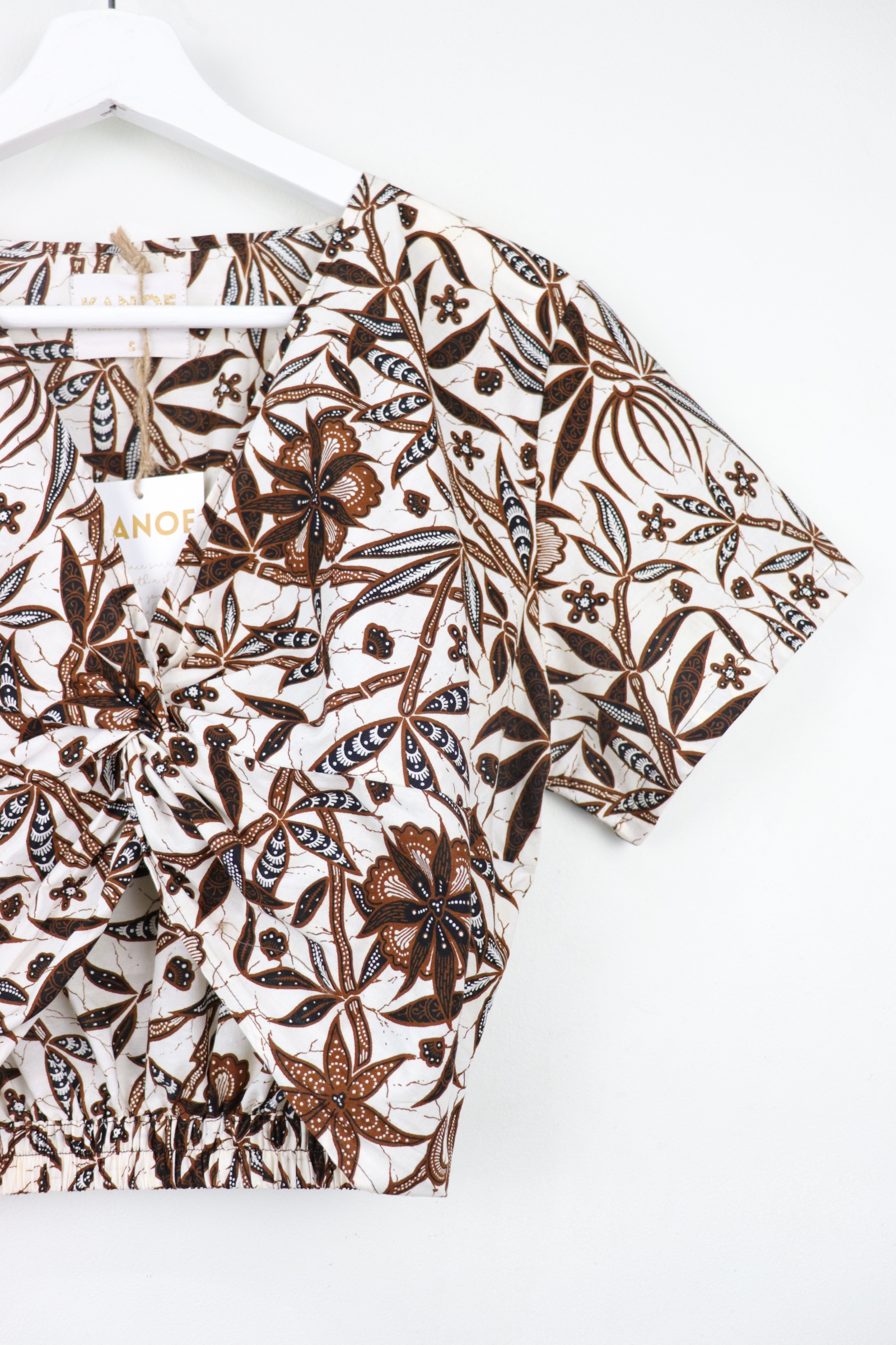 Twisted Front Batik Top - Macadamia 