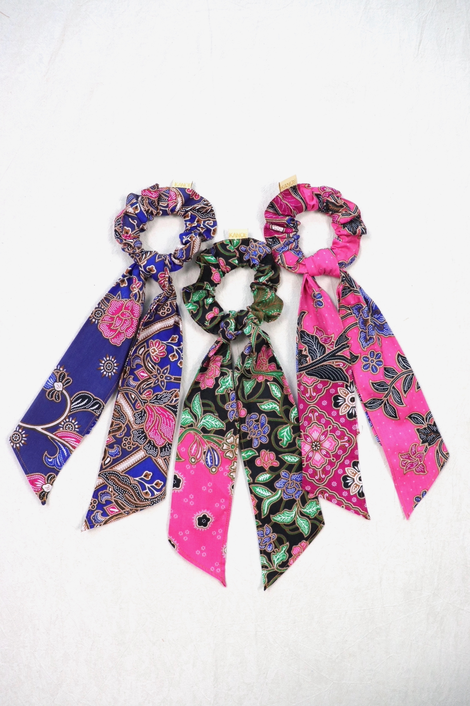 Batik Scrunchie w/ Ribbon [Set of 3] - Josie