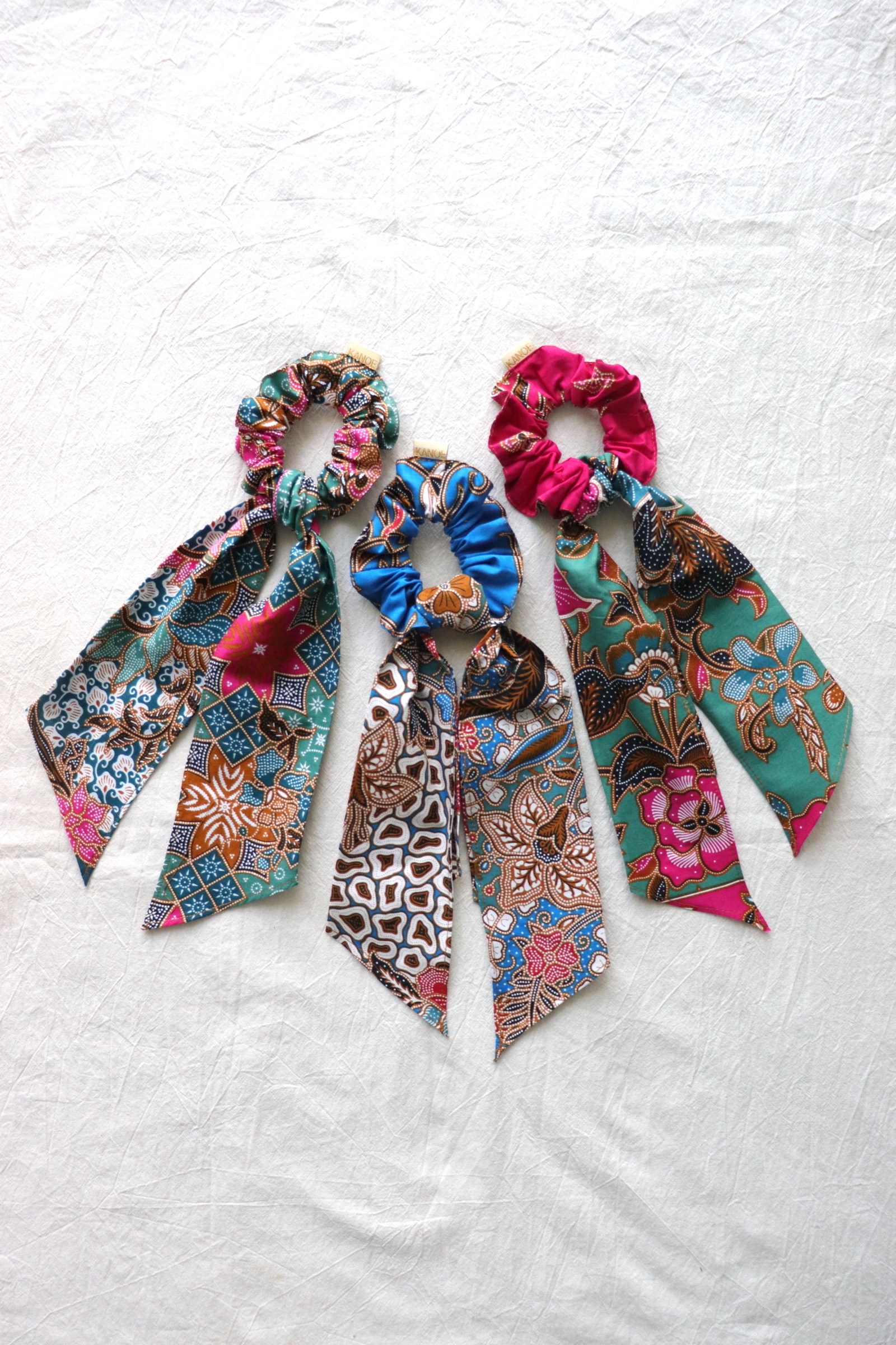 Batik Scrunchie w/ Ribbon [Set of 3] - Juliana