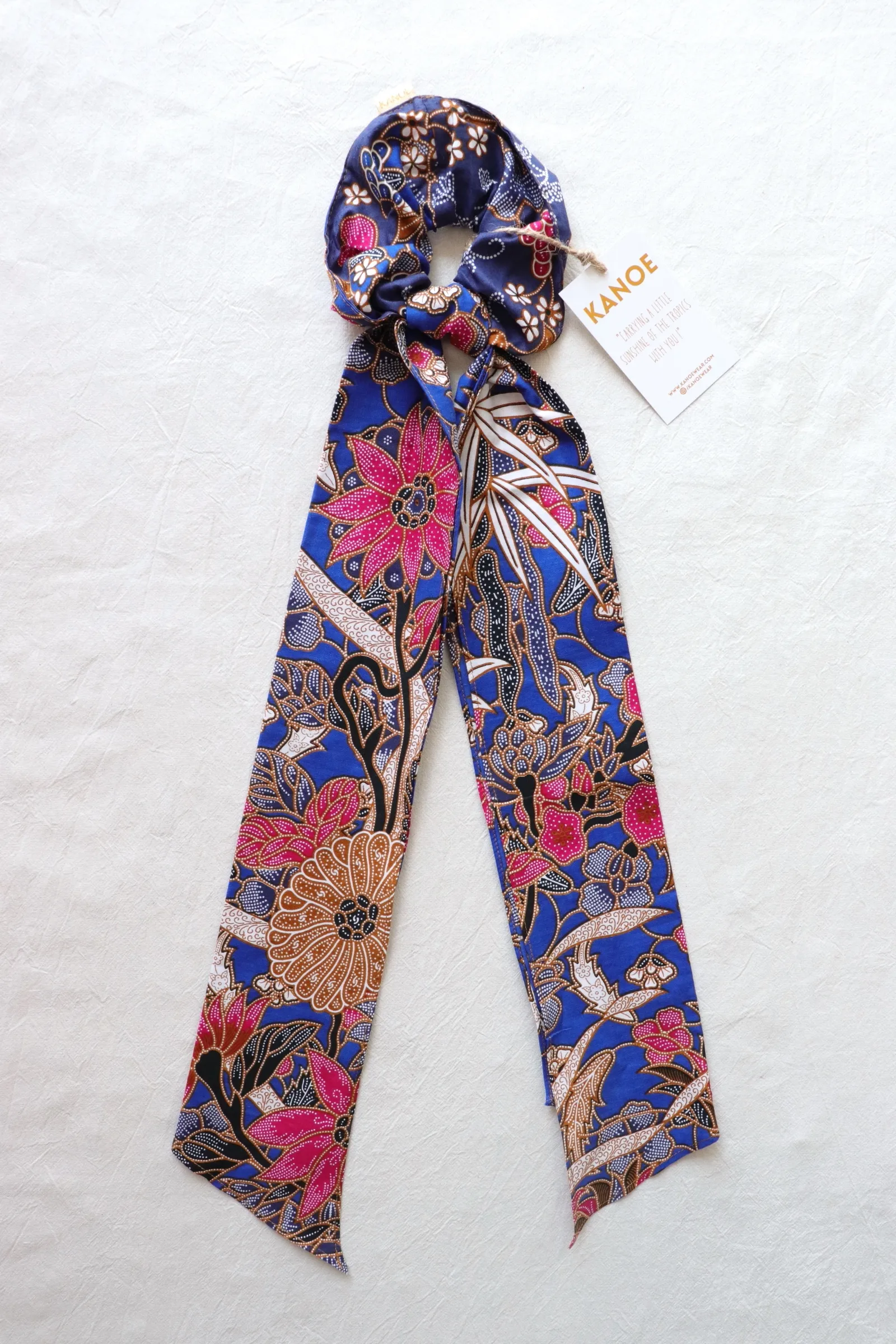 Maxi Batik Scrunchie w/ Ribbon - Night Beauty