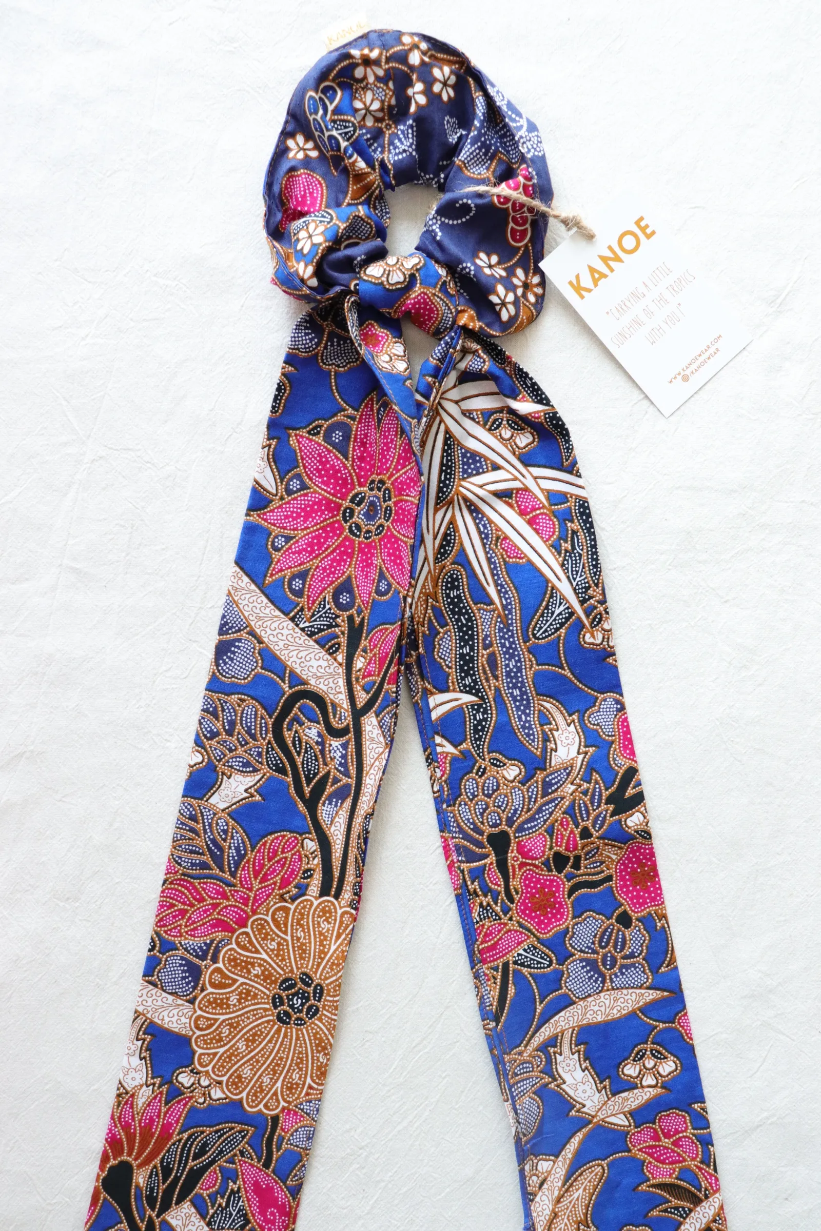 Maxi Batik Scrunchie w/ Ribbon - Night Beauty