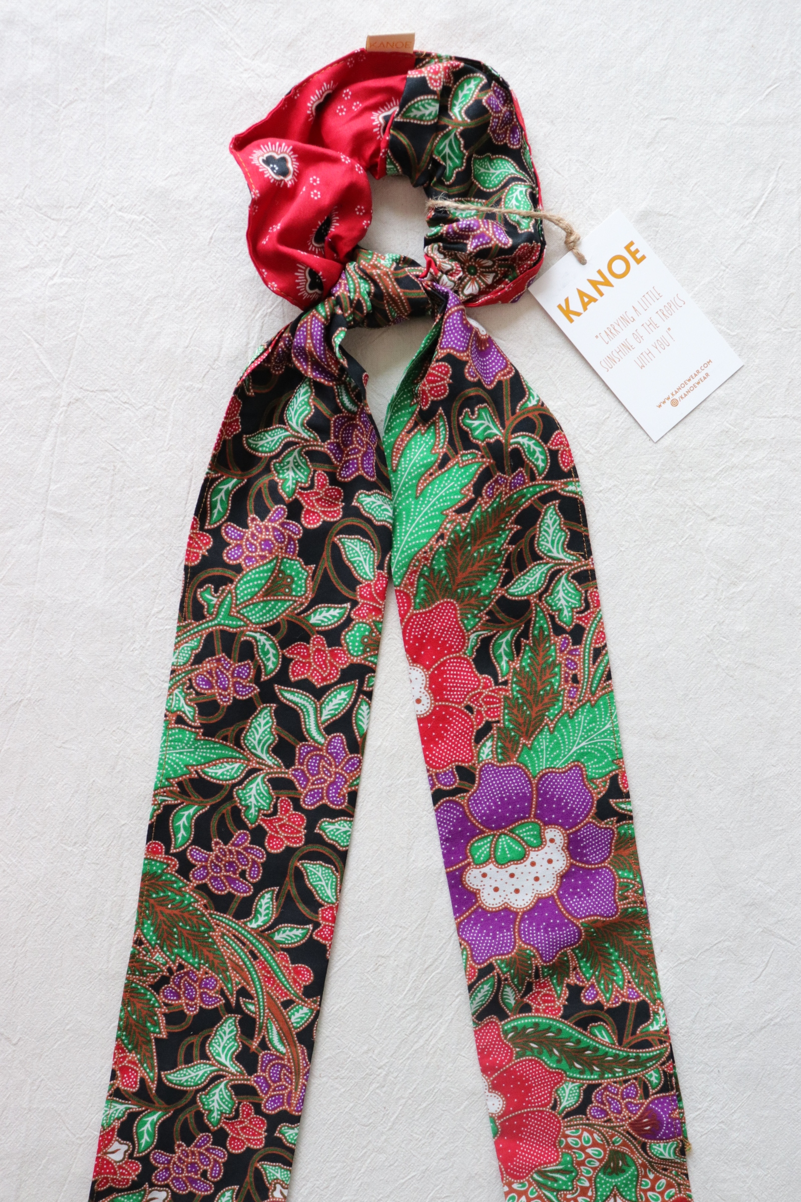 Maxi Batik Scrunchie w/ Ribbon - Apple Jam