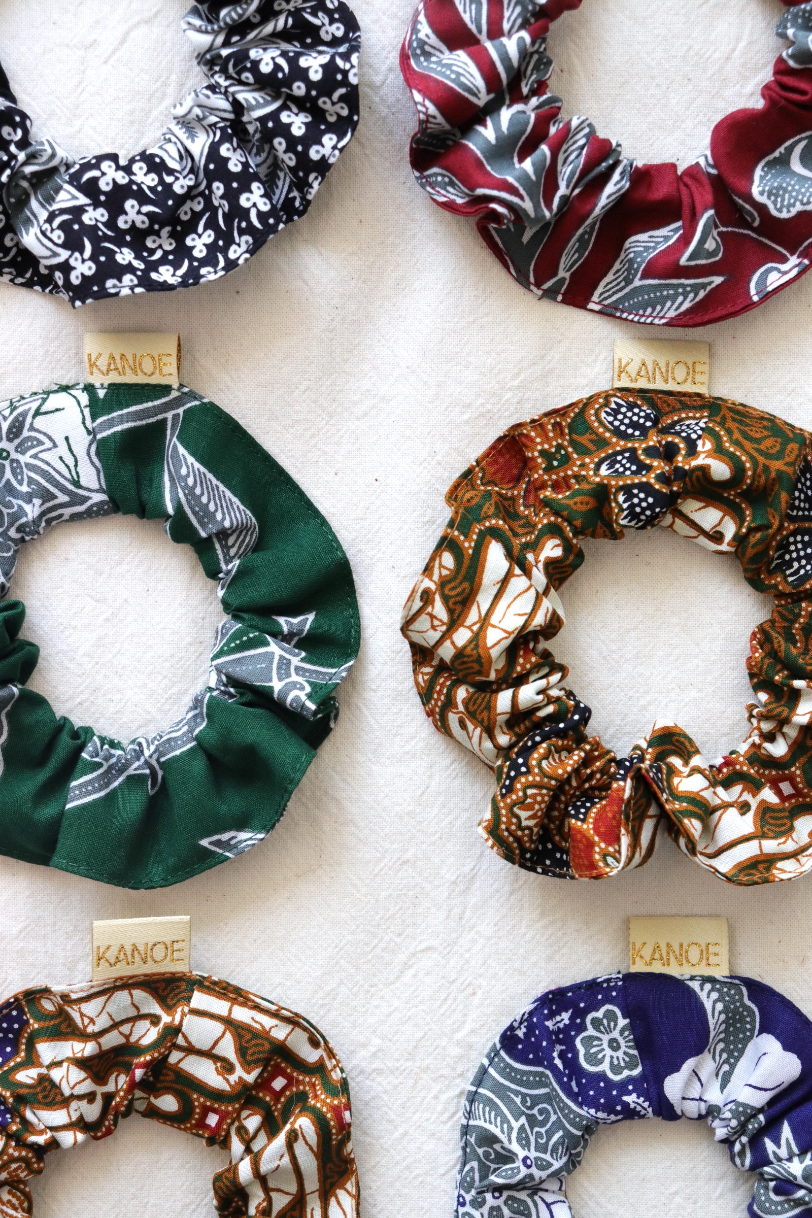 Batik Scrunchies [Set of 6] - Creme Brulee
