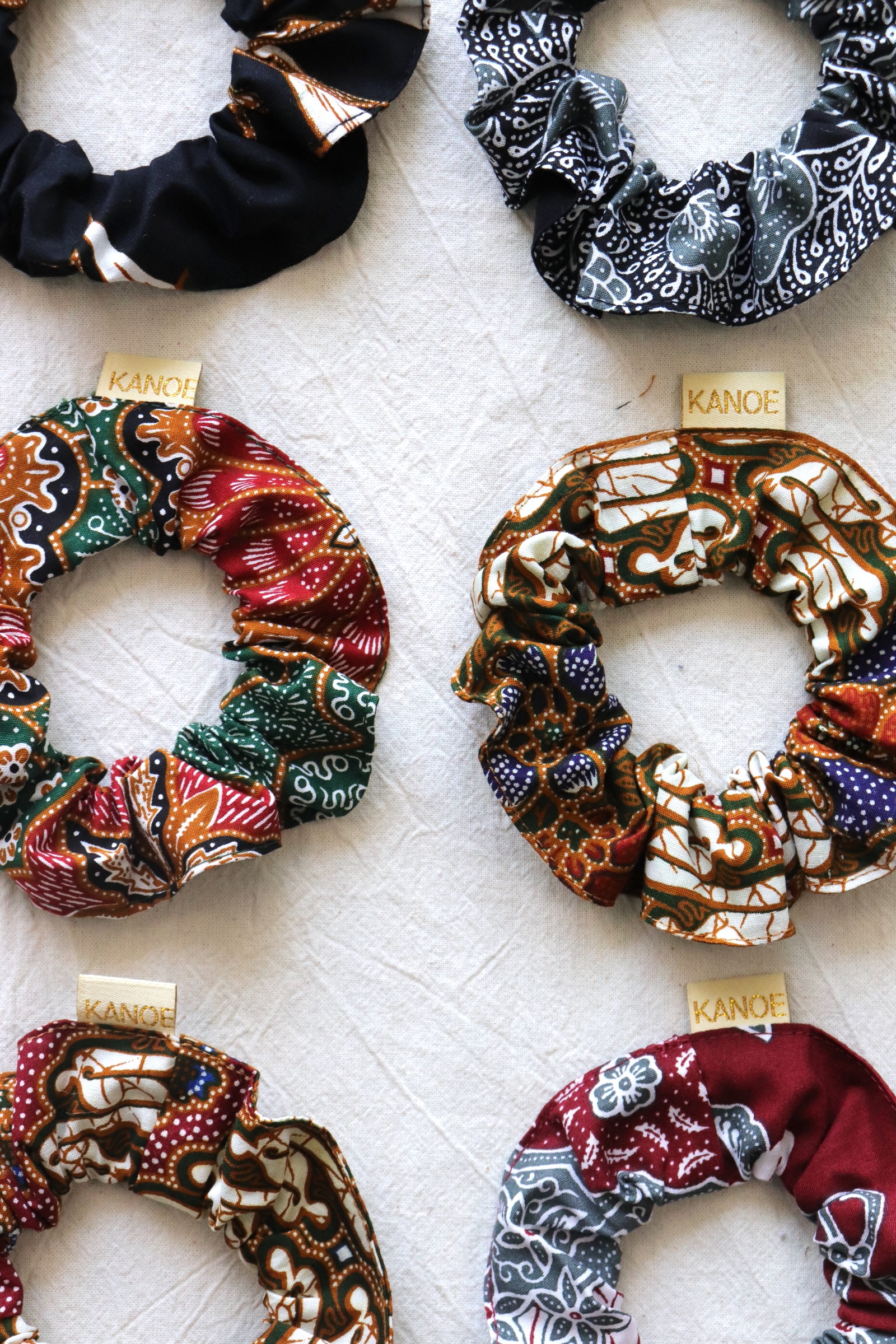 Batik Scrunchies [Set of 6] - Cranberry Gelato
