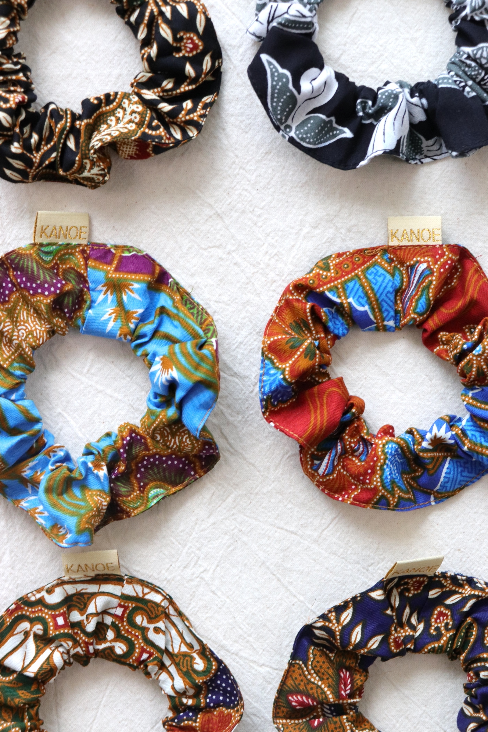 Batik Scrunchies [Set of 6] - Victoria Sponge