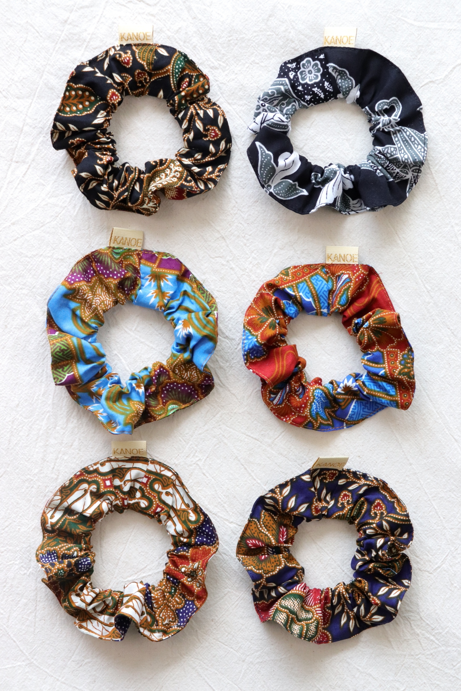 Batik Scrunchies [Set of 6] - Victoria Sponge