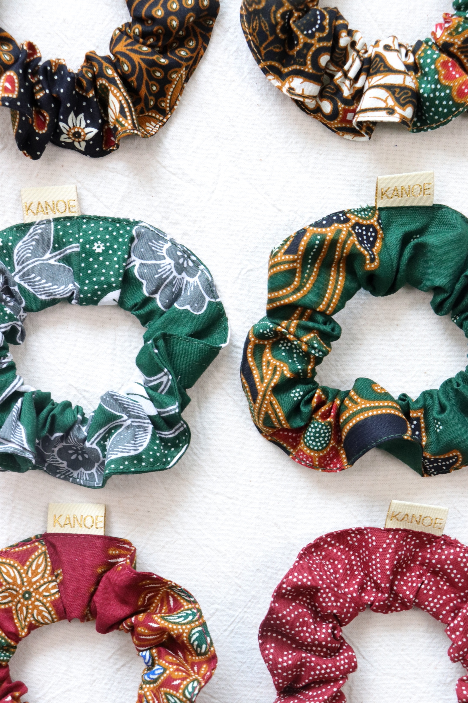 Batik Scrunchies [Set of 6] - Raspberry Truffle