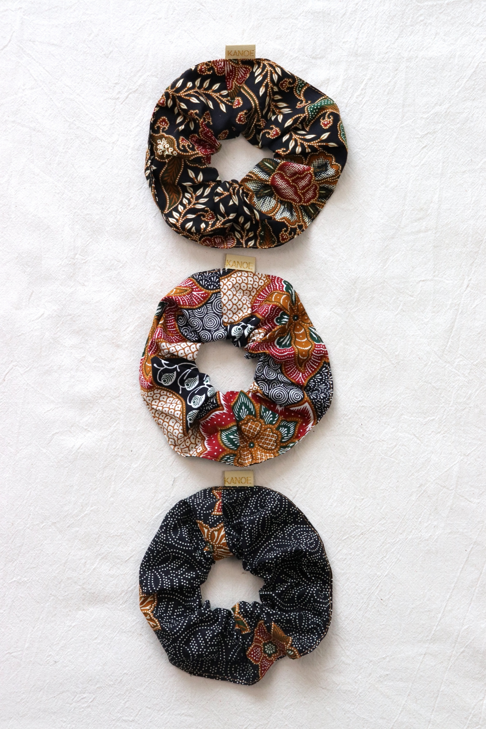 Maxi Batik Scrunchies (Set of 3) - Toffee Pudding