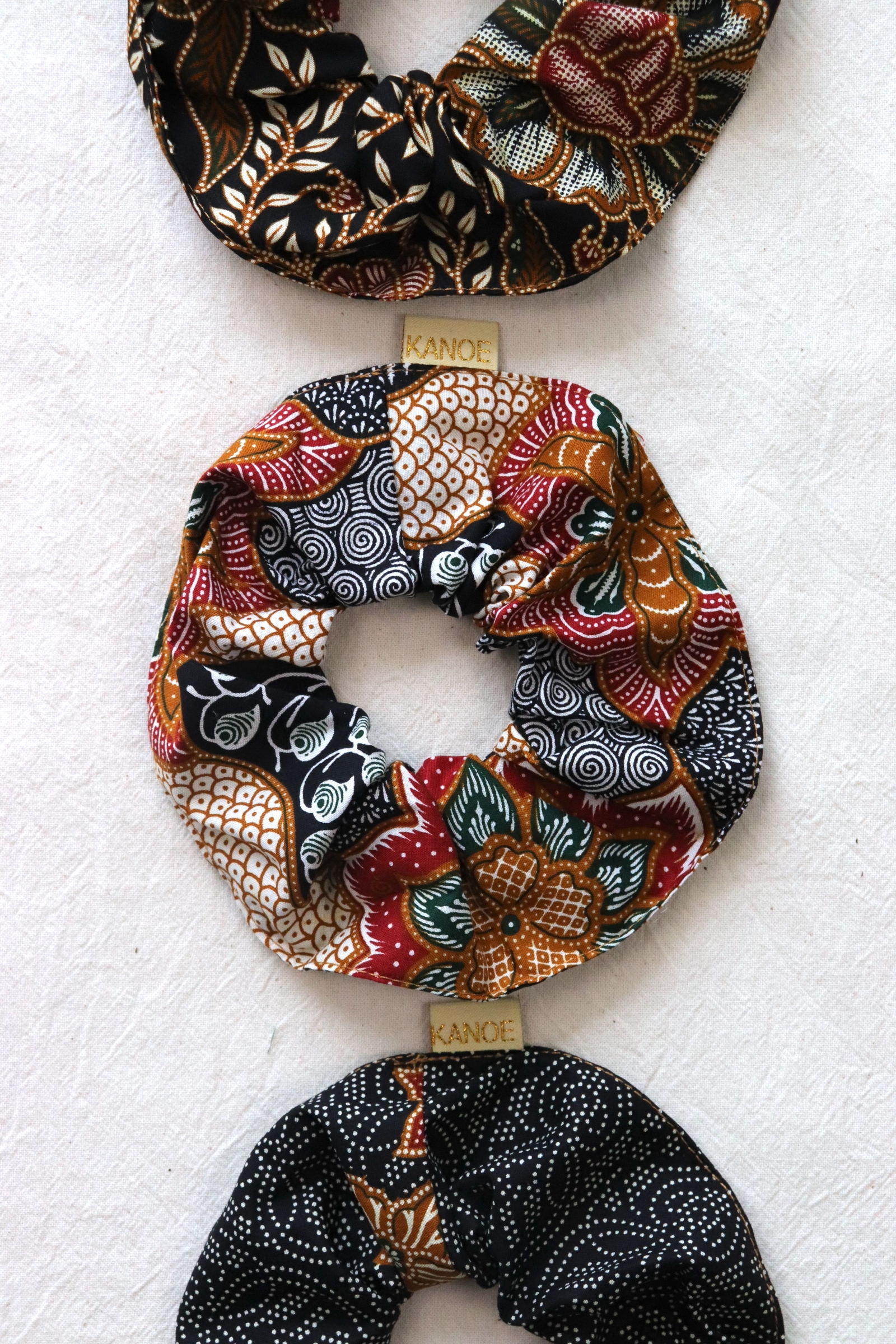 Maxi Batik Scrunchies (Set of 3) - Toffee Pudding