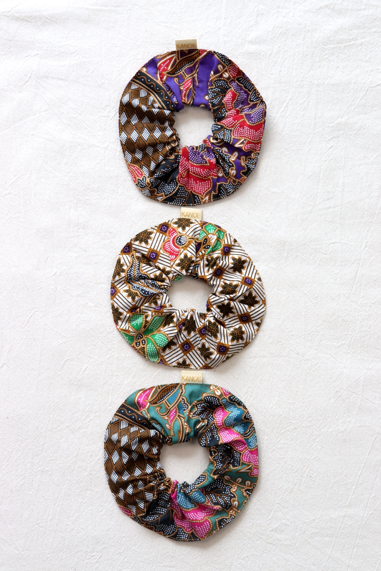 Maxi Batik Scrunchies (Set of 3) - Cranberries Kiss