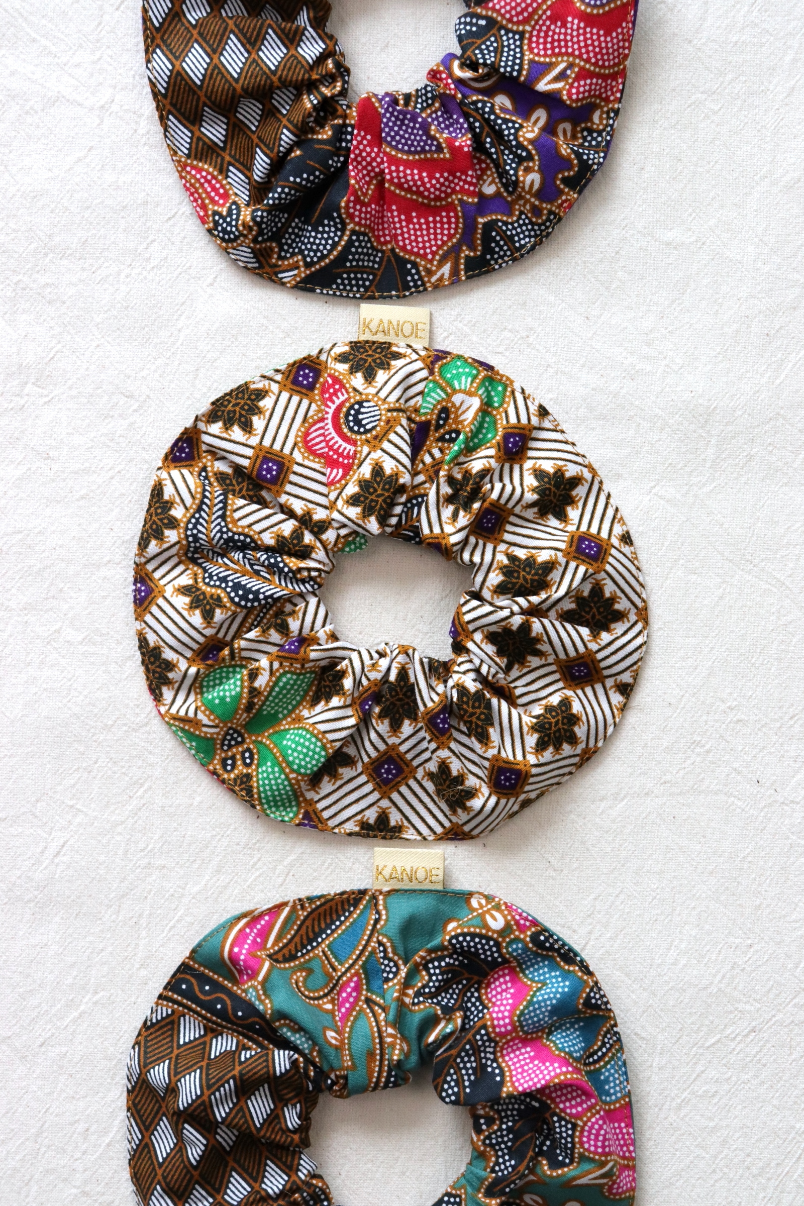 Maxi Batik Scrunchies (Set of 3) - Cranberries Kiss