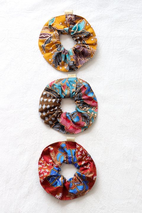 maxi-batik-scrunchies-b13
