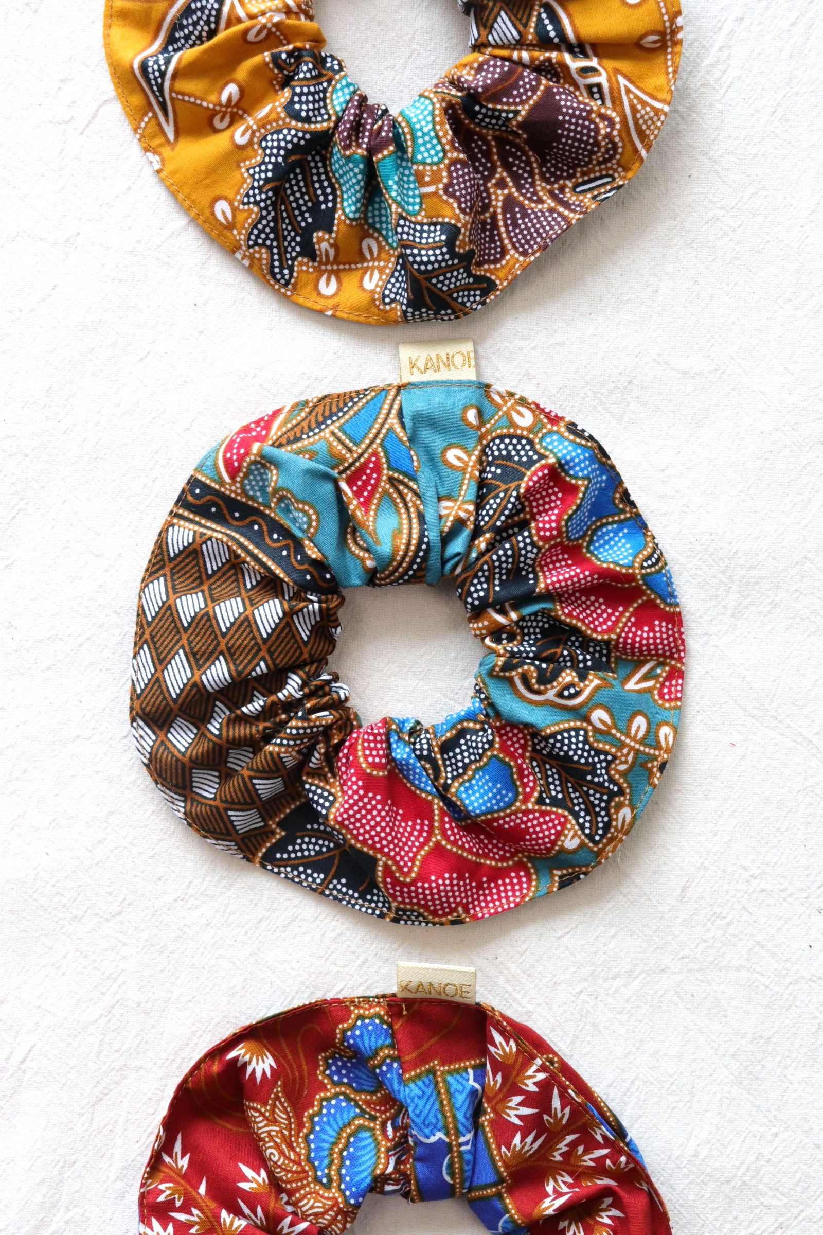 Maxi Batik Scrunchies (Set of 3) -  Strawberry Custard