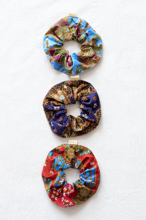 maxi-batik-scrunchies-b26