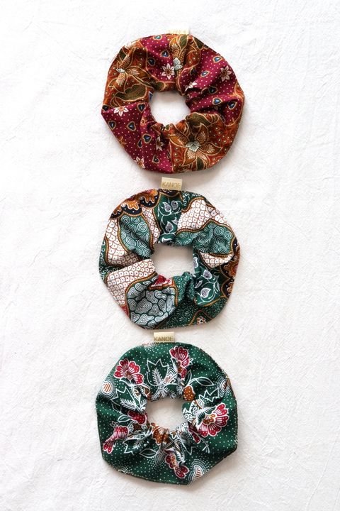 maxi-batik-scrunchies-b45