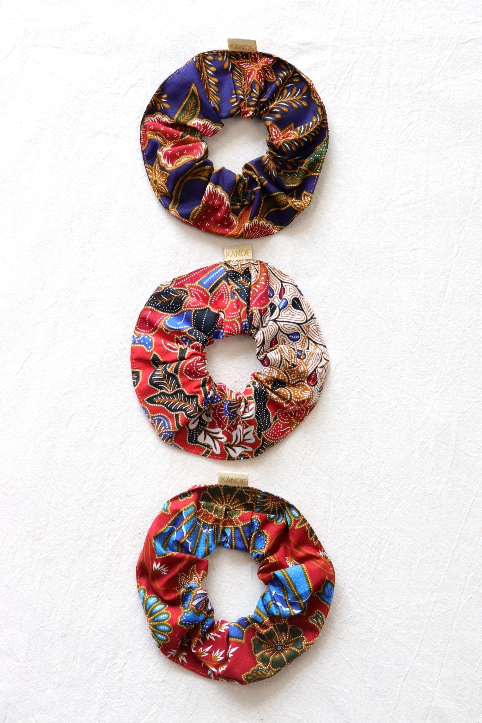 Maxi Batik Scrunchies (Set of 3) - Cherry Macaron