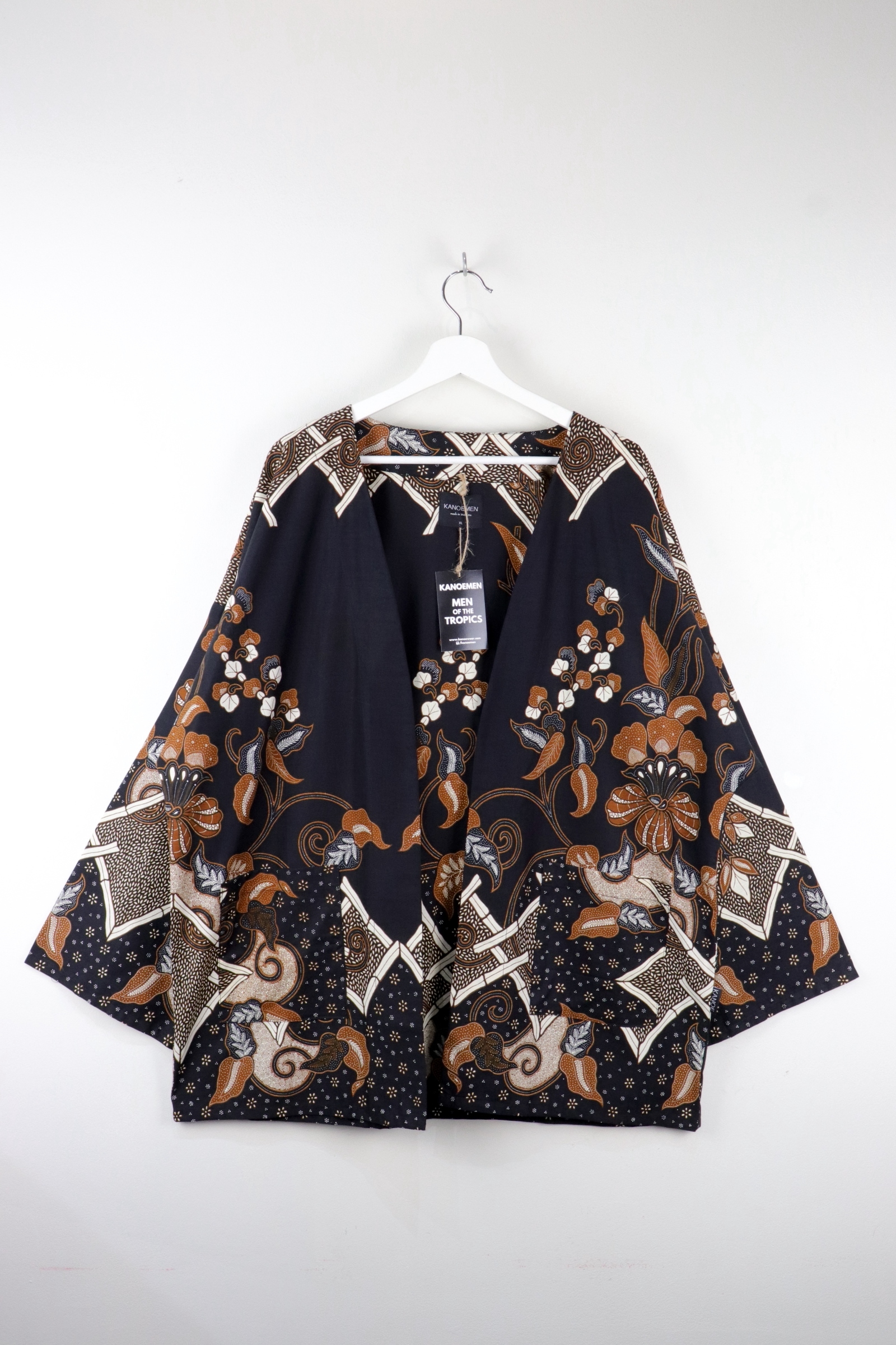 KANOEMEN Batik Kimono Basic - Black Panther