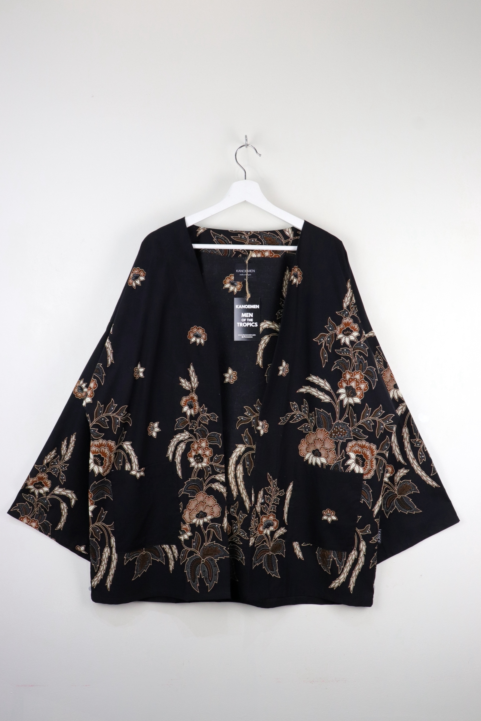 KANOEMEN Batik Kimono Basic - Black Lotus