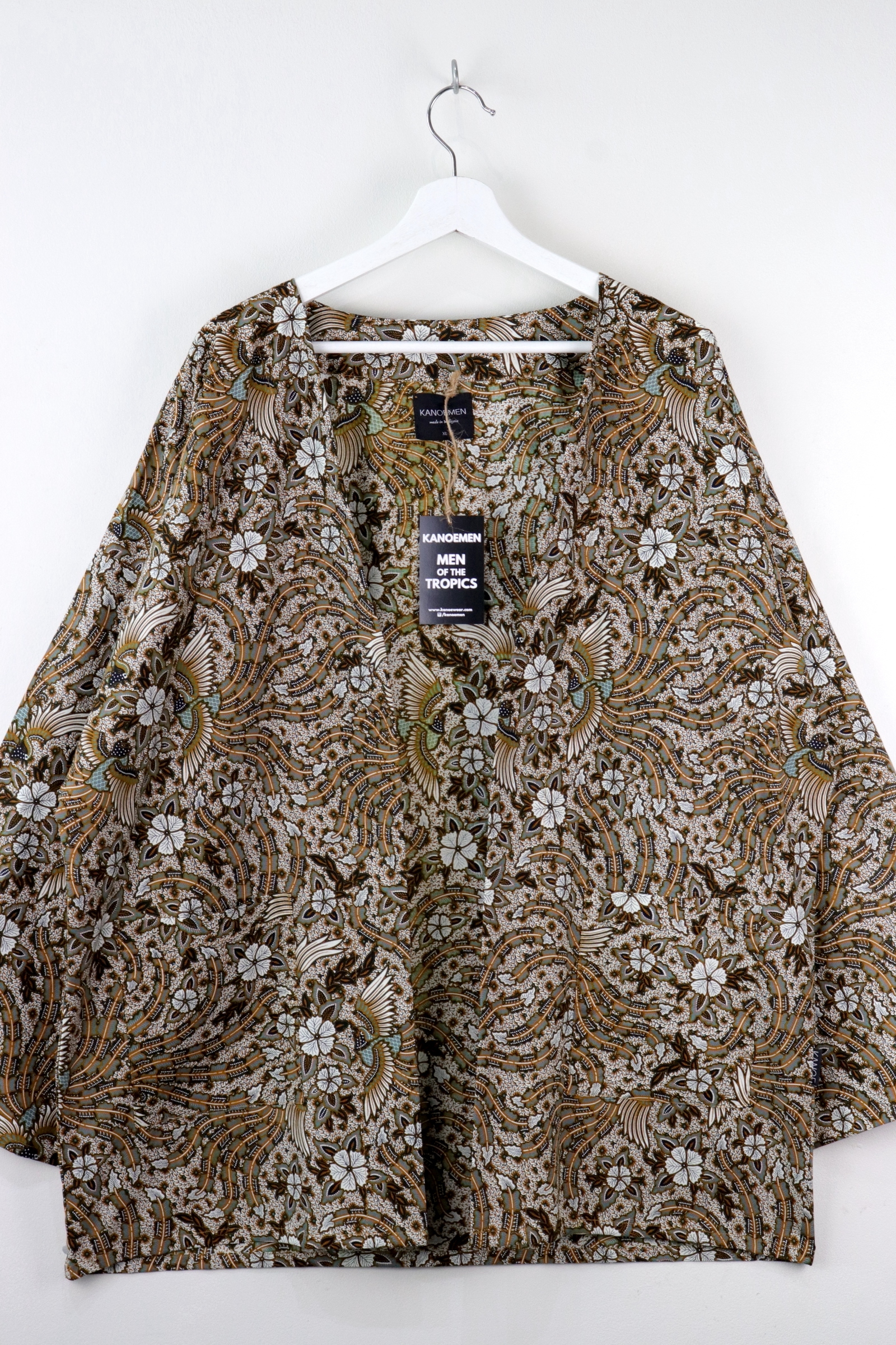 KANOEMEN Batik Kimono Basic - Feather Swirl (Grey)