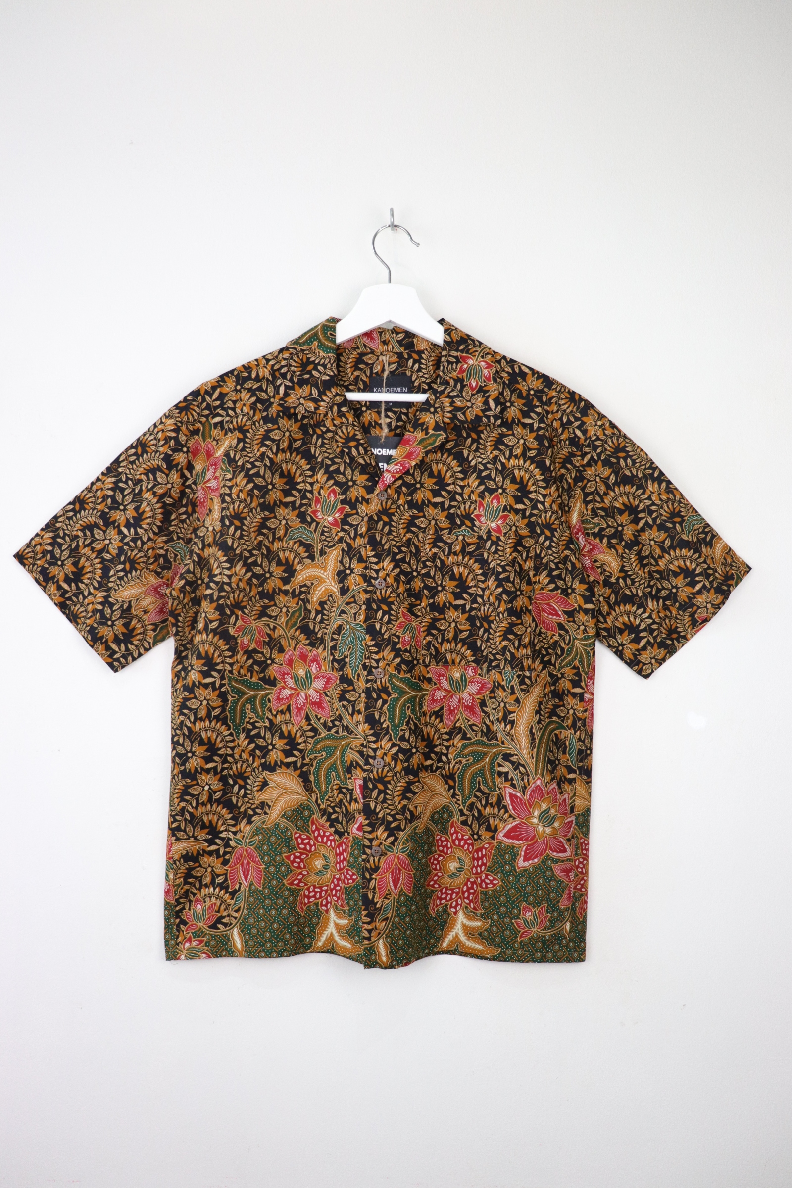 KANOEMEN Open Collar Batik Shirt - Rafflesia [  M L  ] 
