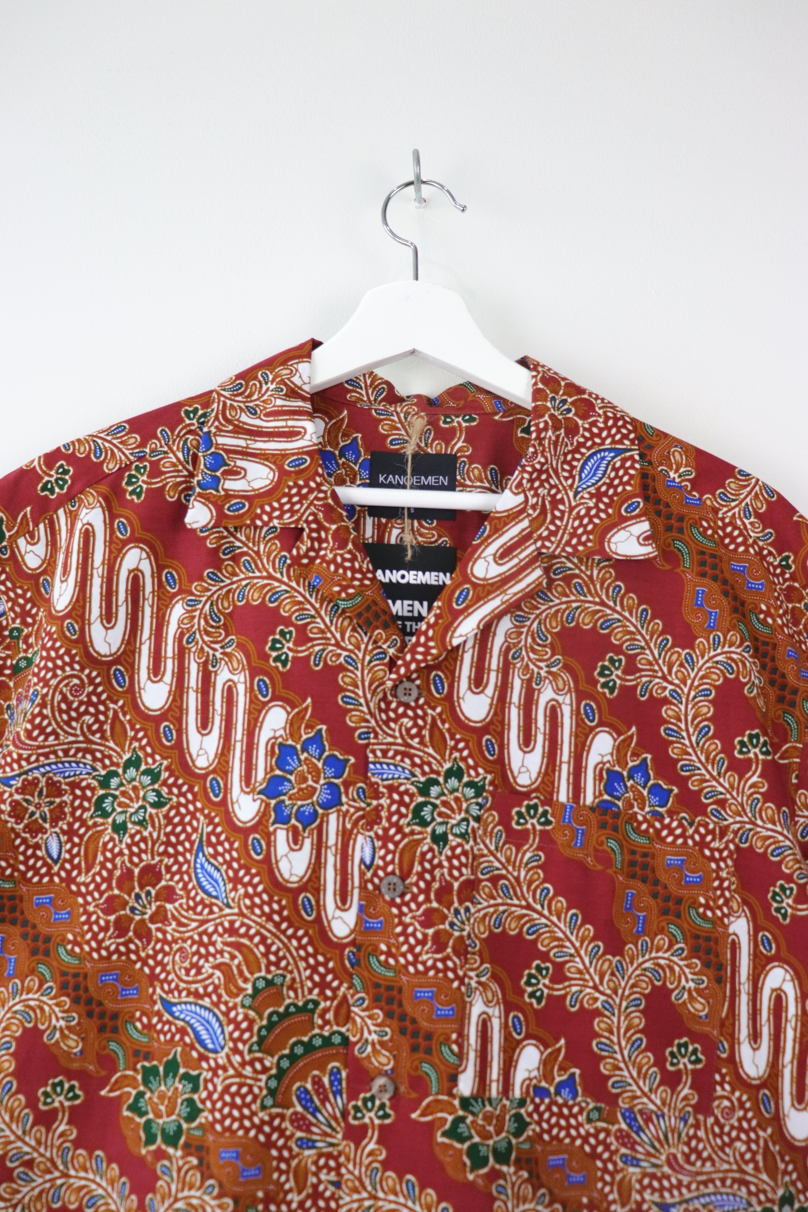 KANOEMEN Open Collar Batik Shirt - Almond Pine [ S XL ] 