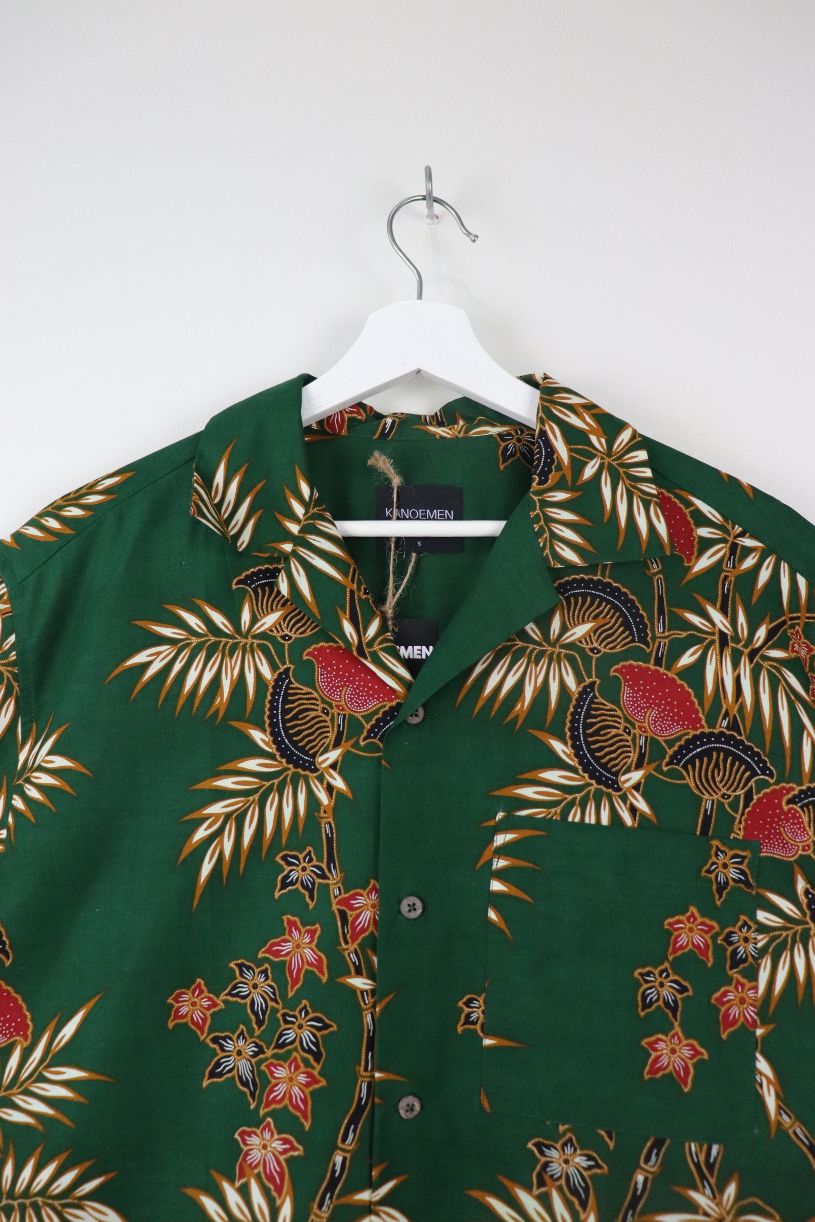 KANOEMEN Open Collar Batik Shirt - Leafy Glade [ S M L ] 