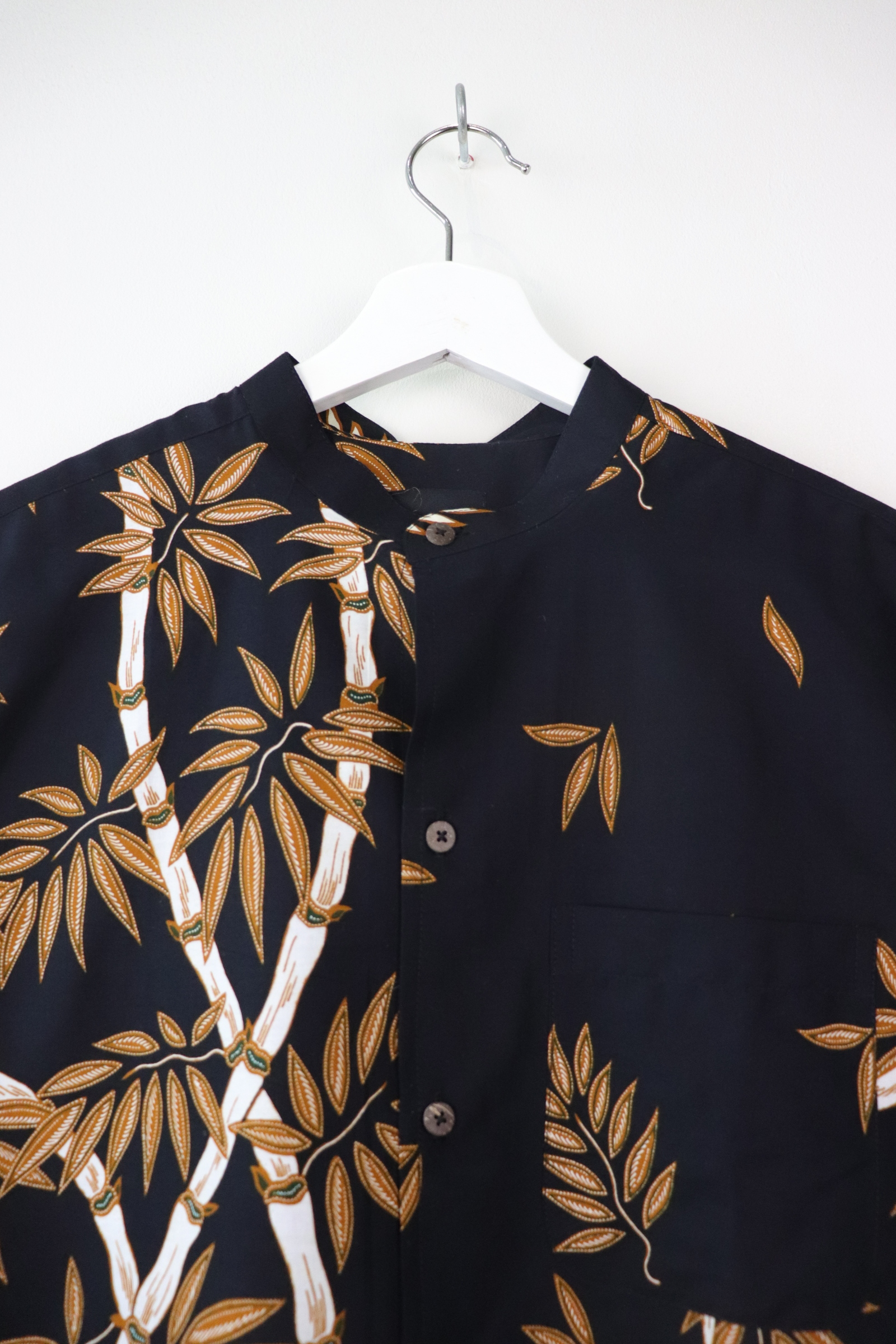 KANOEMEN Stand Collar Batik Shirt - Bamboo Ash [ New Fit ] 
