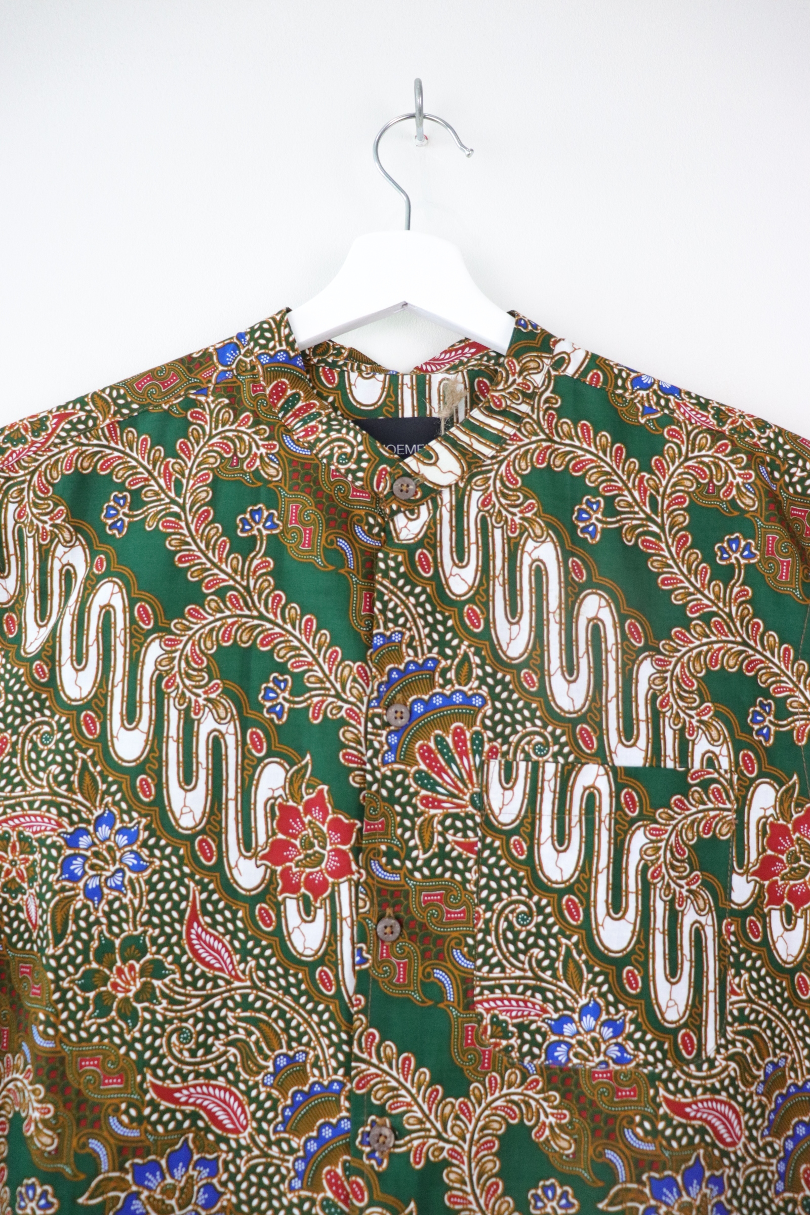 KANOEMEN Stand Collar Batik Shirt - Olive Tree (M)