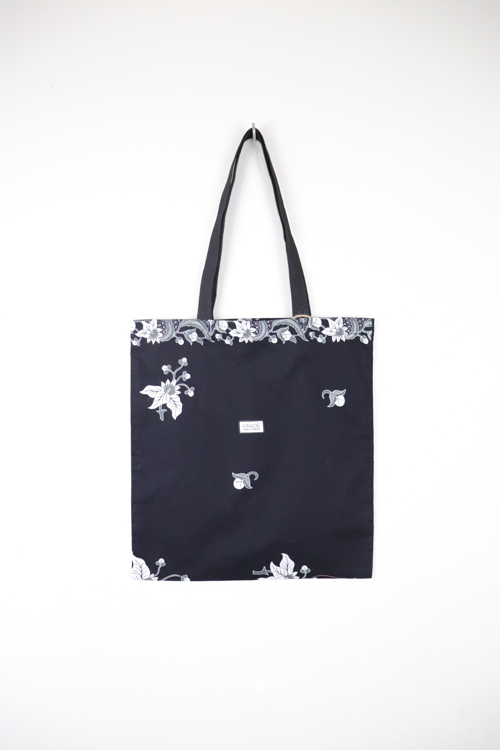 Batik Tote Bag - Maxi Black Lily (A)