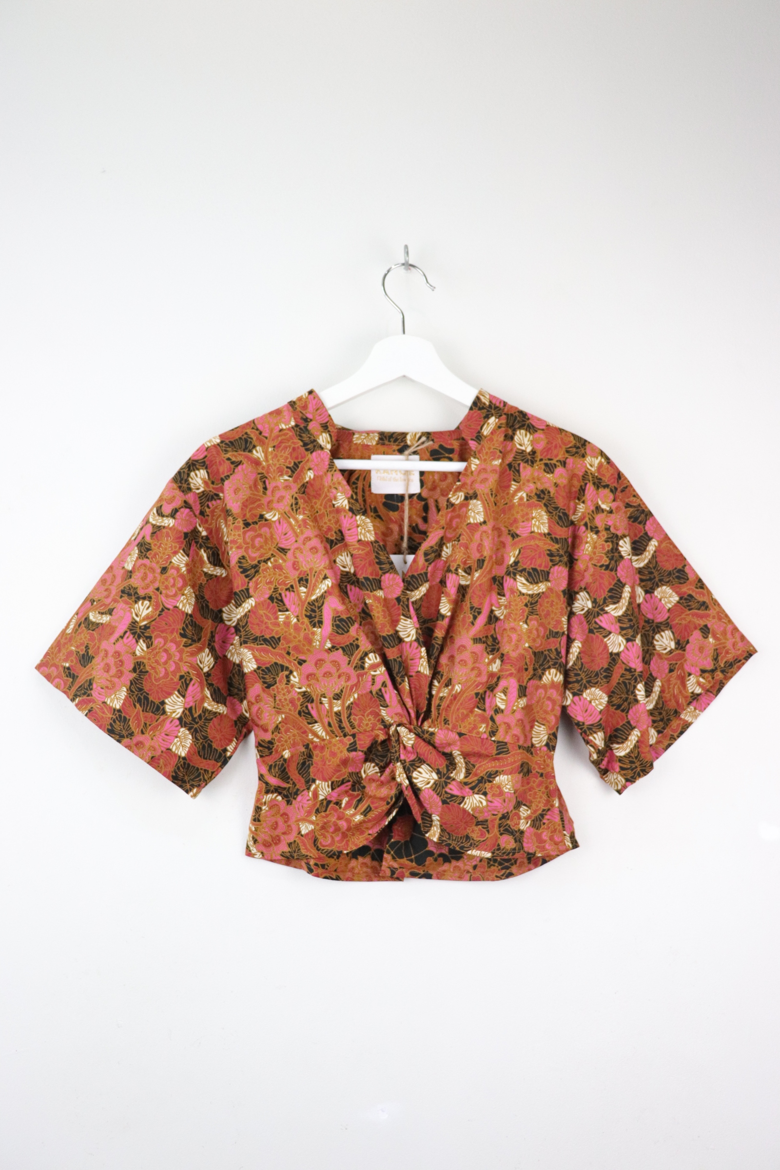 Twisted Front Mandarin Top - Tourmalina