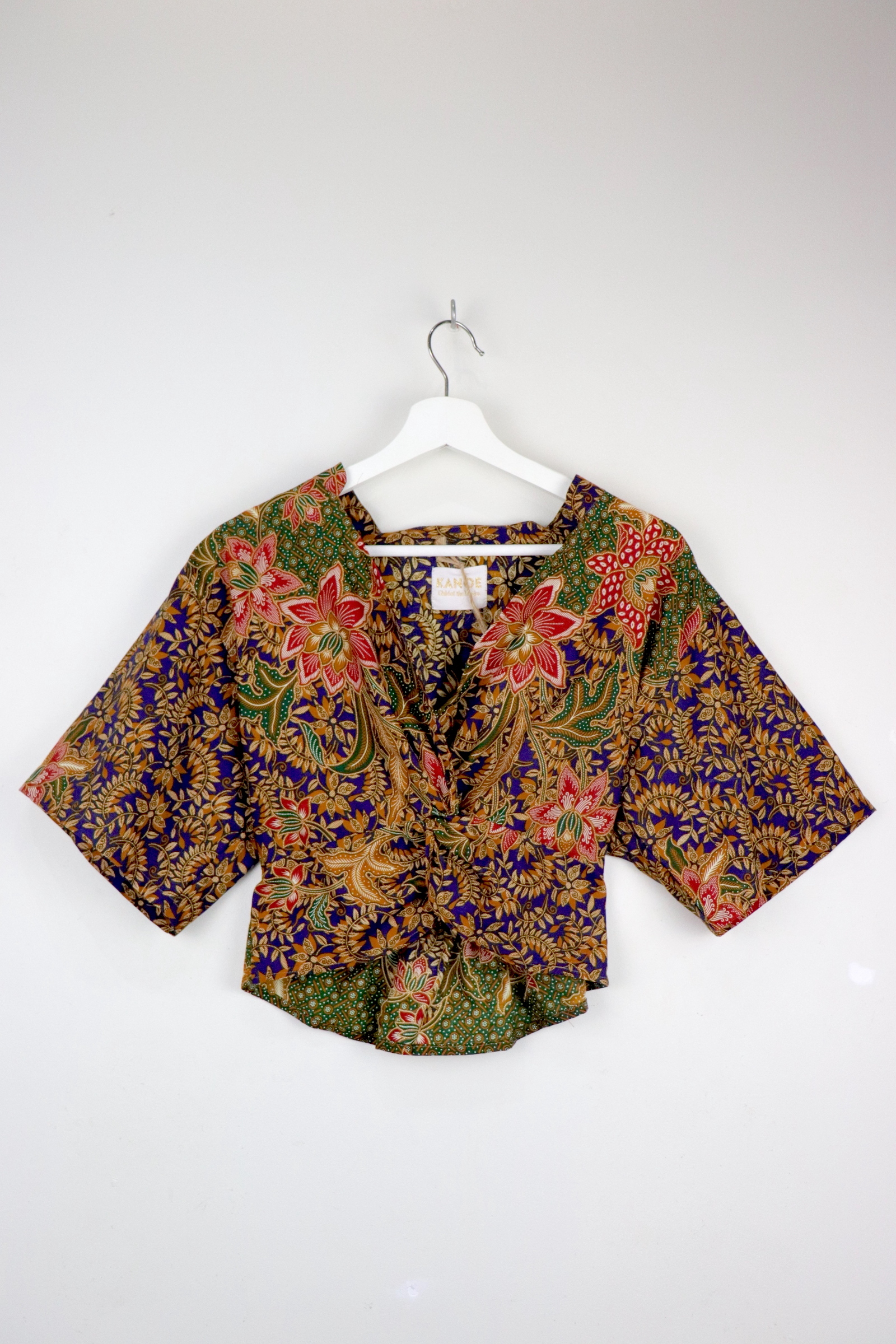 Twisted Front Mandarin Top - Sapphira