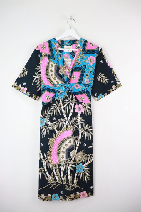 -twisted-front-dress-with-mandarin-collar15