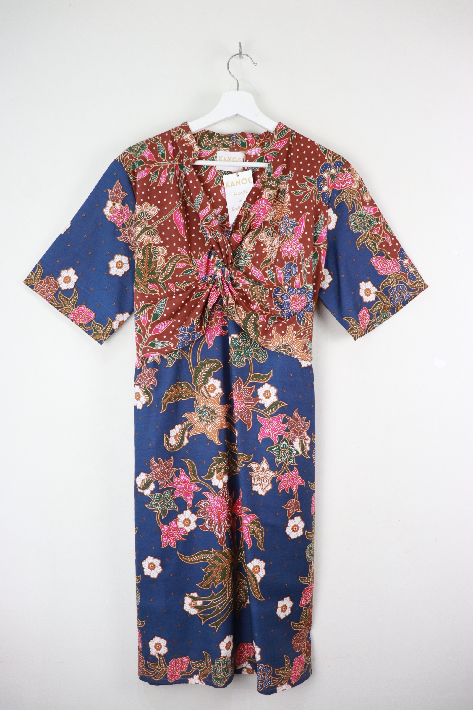 Twisted Front Dress w/ Mandarin Collar - Blue Bouquets