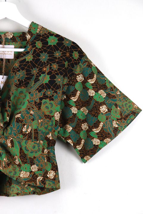 twisted-front-top-mandarin-collar17