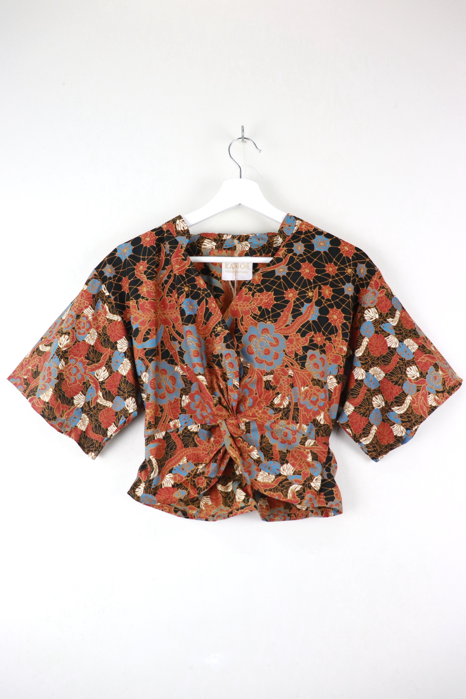 Twisted Front Mandarin Top - Jupiter June