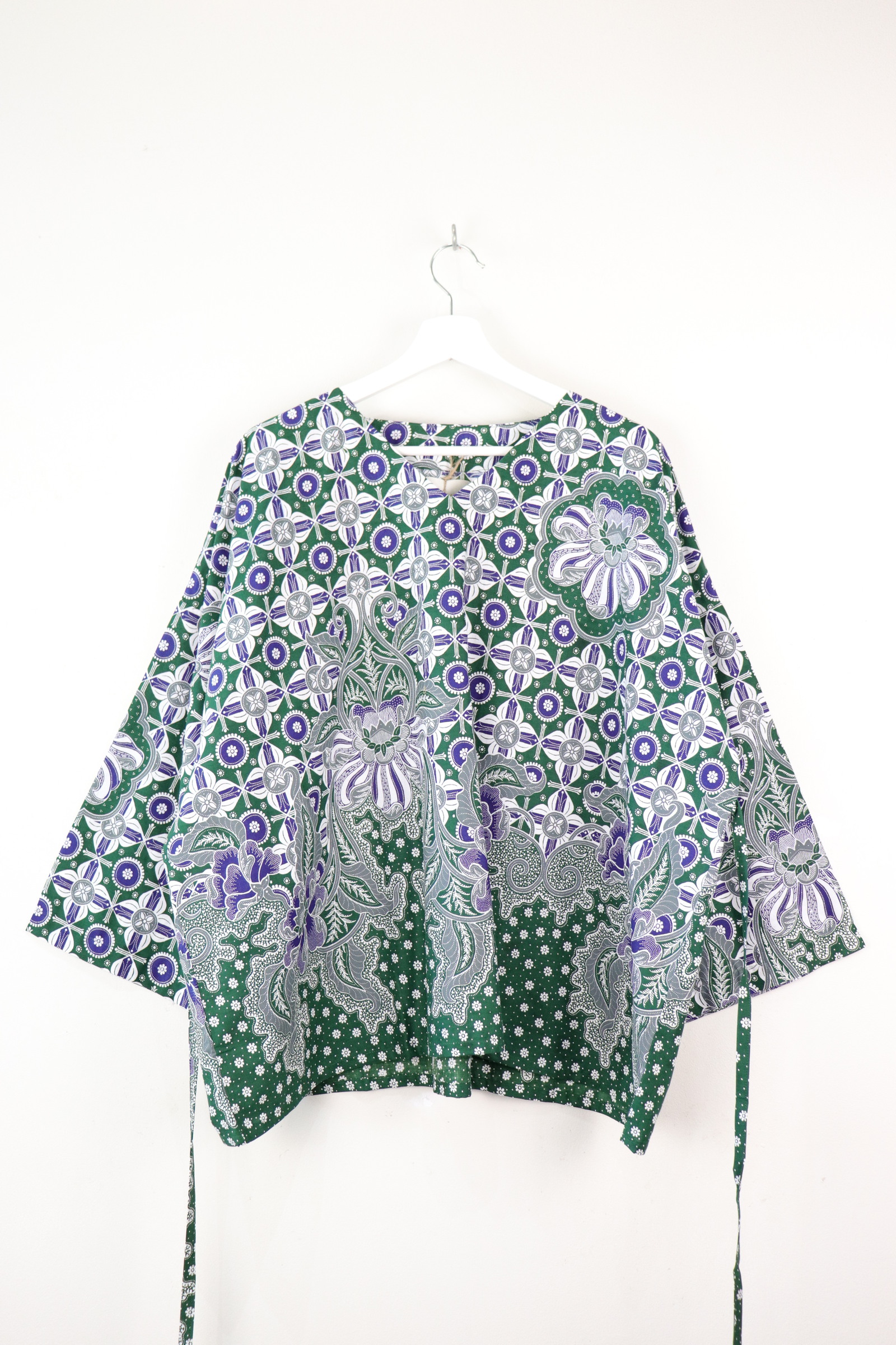 BIG GIRL Batik Top - Ivy Tiles