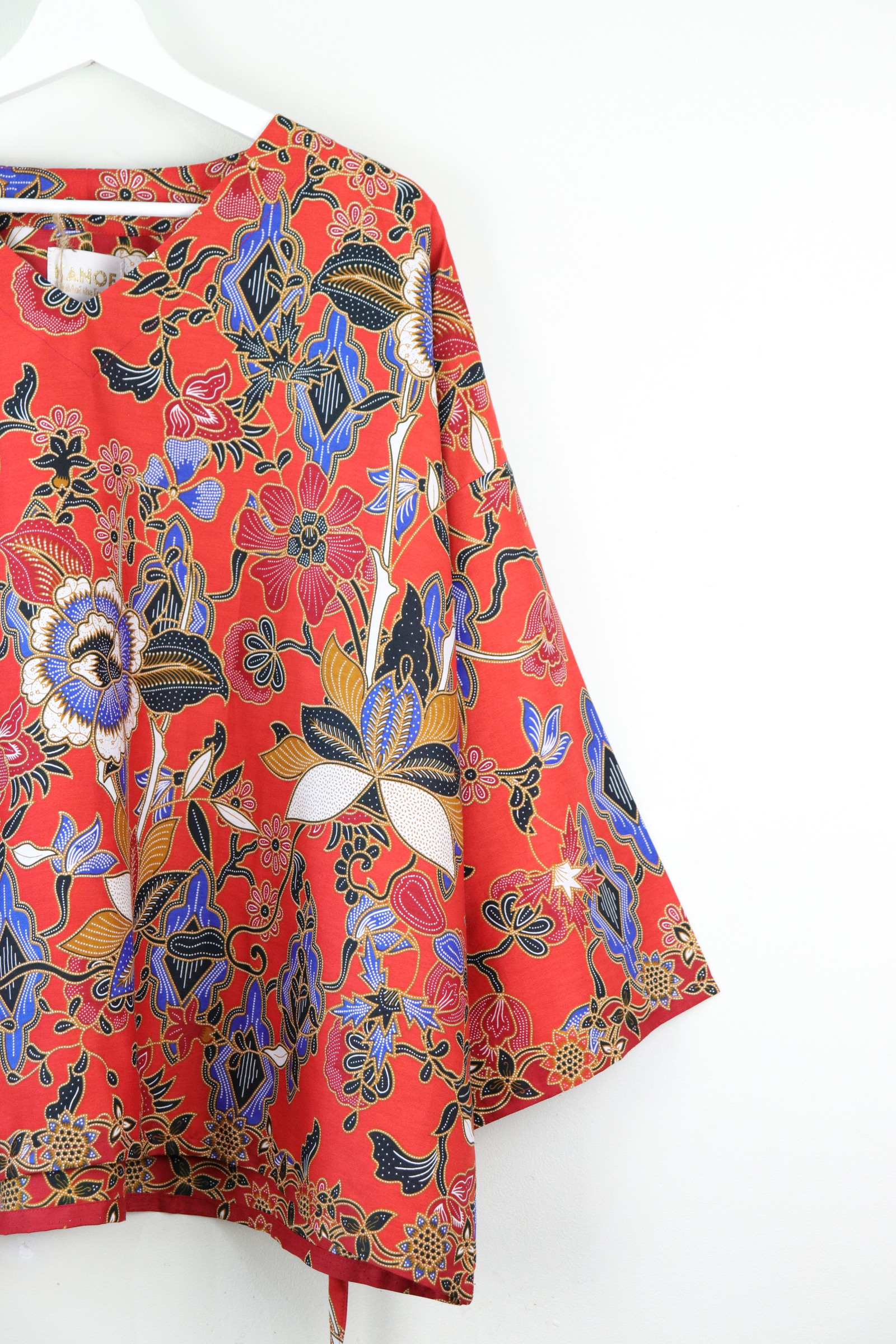 BIG GIRL Batik Top - Poinsettia Stone