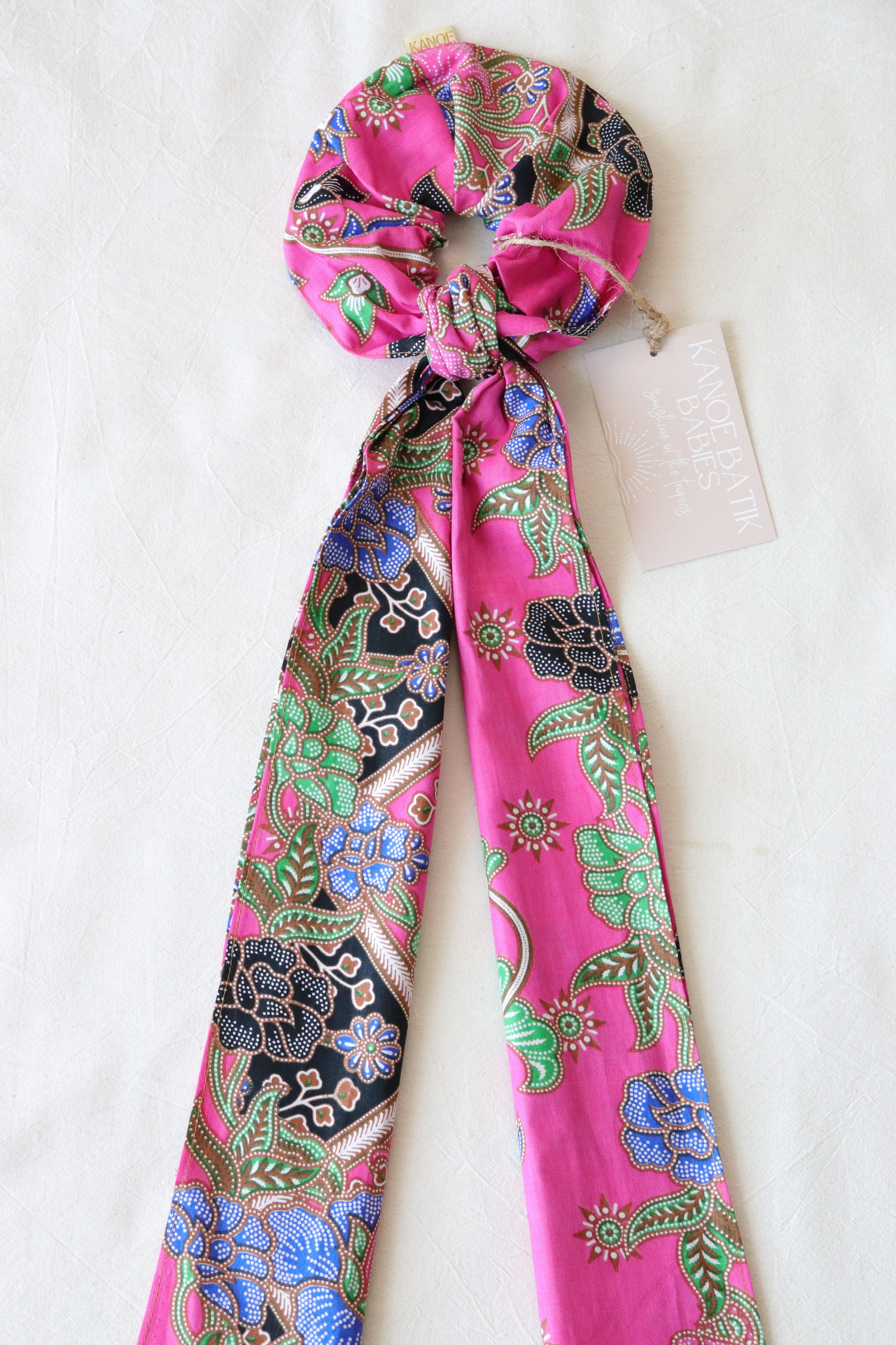 Maxi Batik Scrunchie w/ Ribbon - Elina