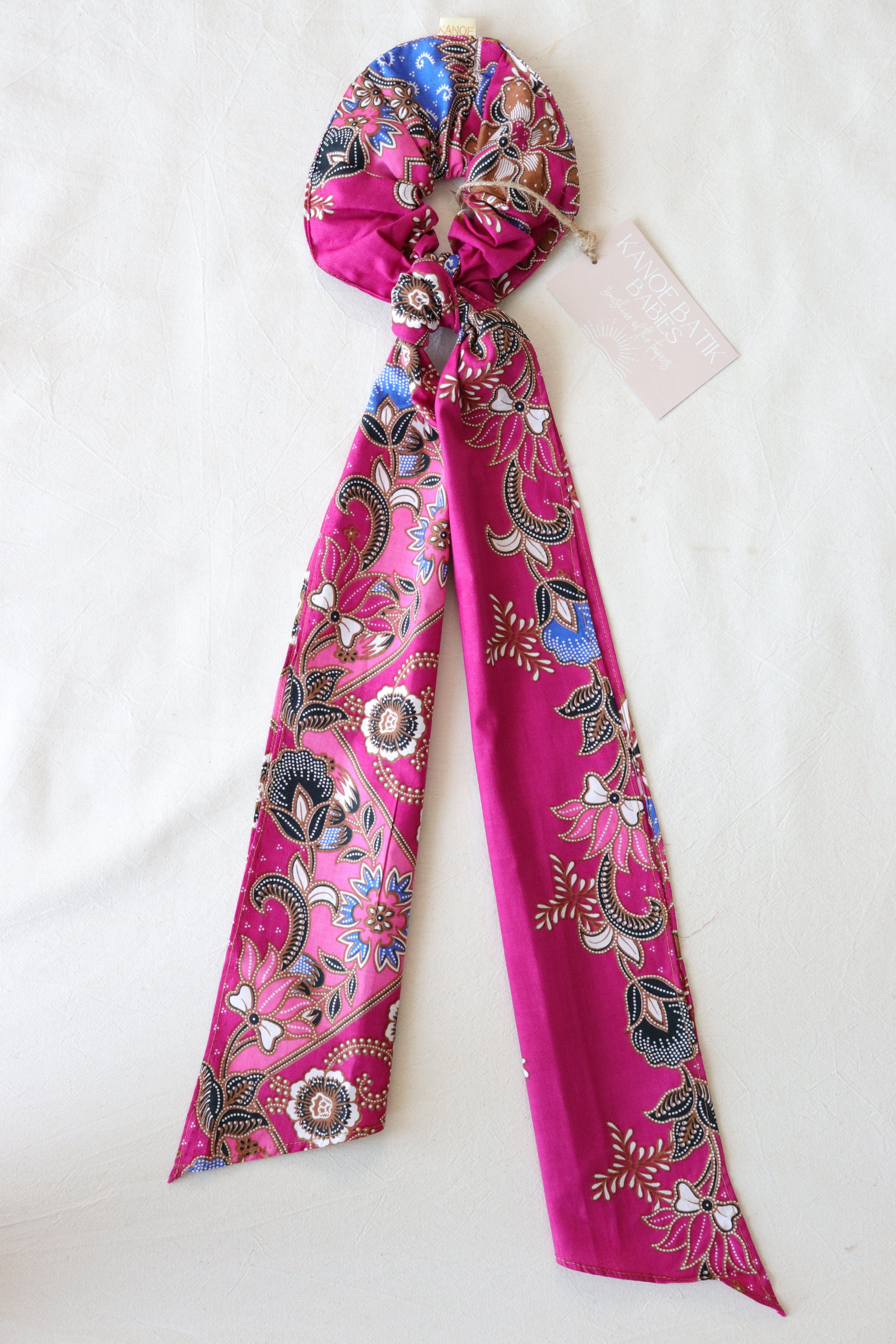 Maxi Batik Scrunchie w/ Ribbon - Rosella