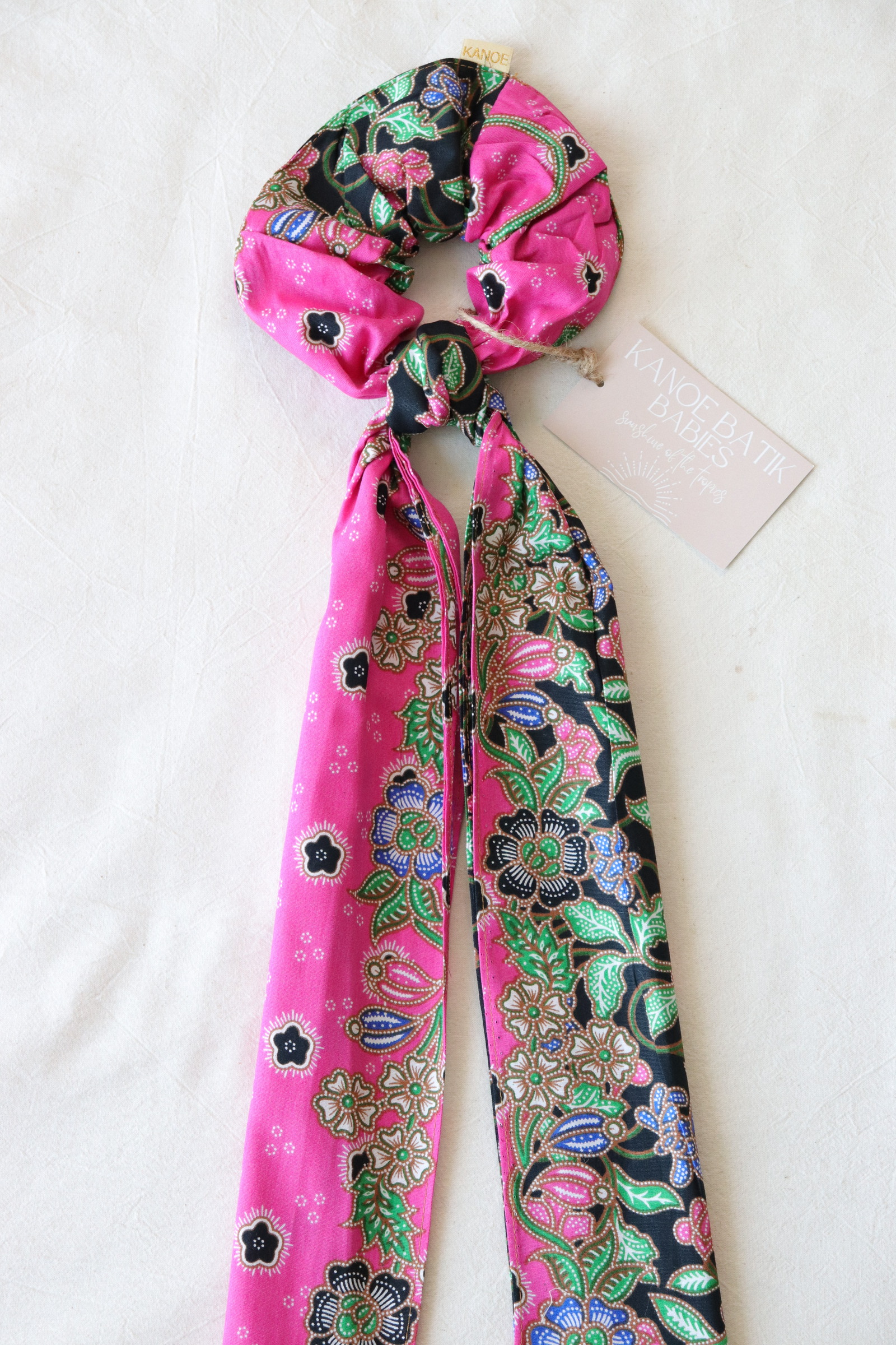 Maxi Batik Scrunchie w/ Ribbon - Anneliese