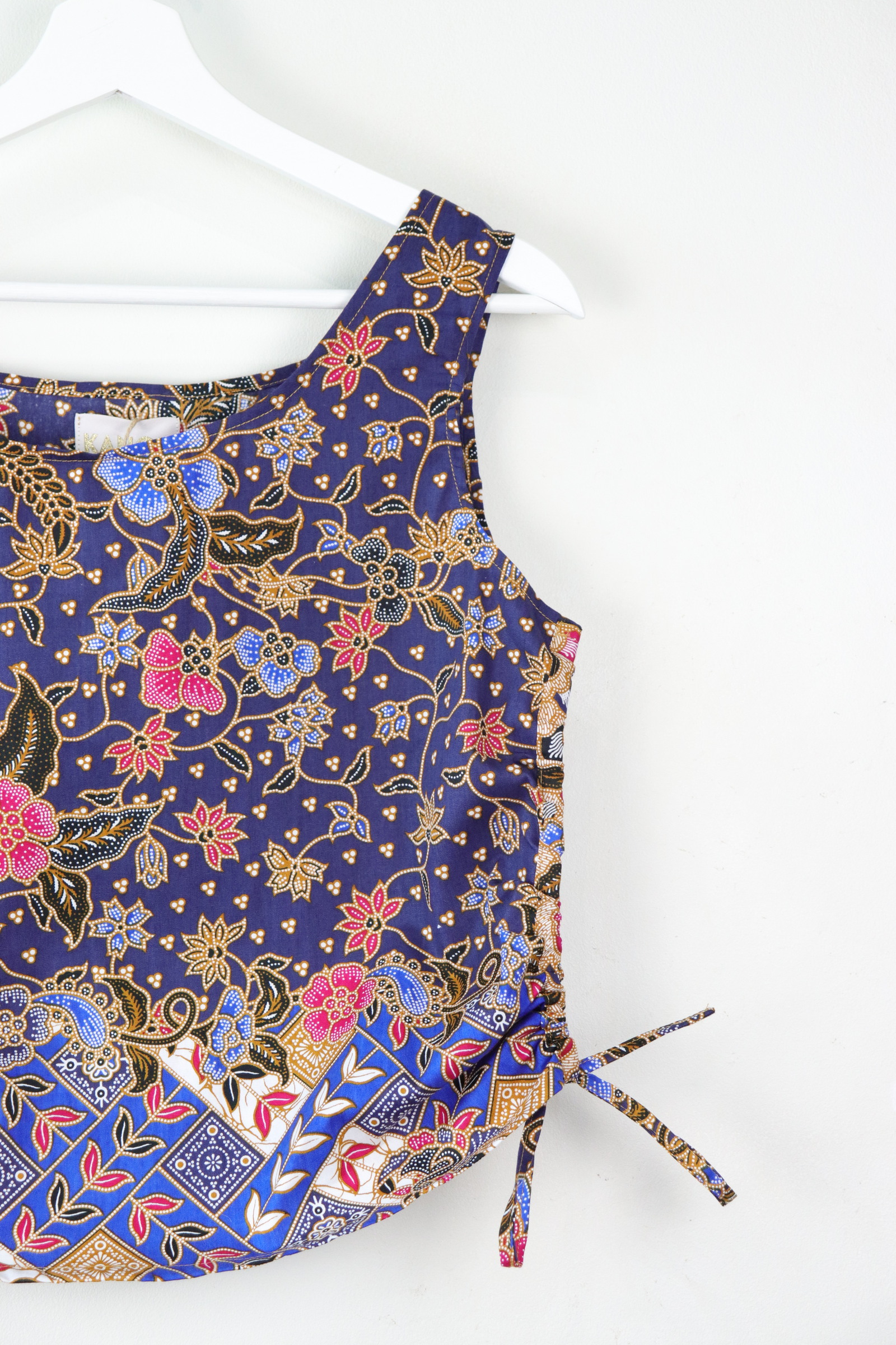 Side Ruched Drawstring Batik Top - Vines at Dusk ( S - M )