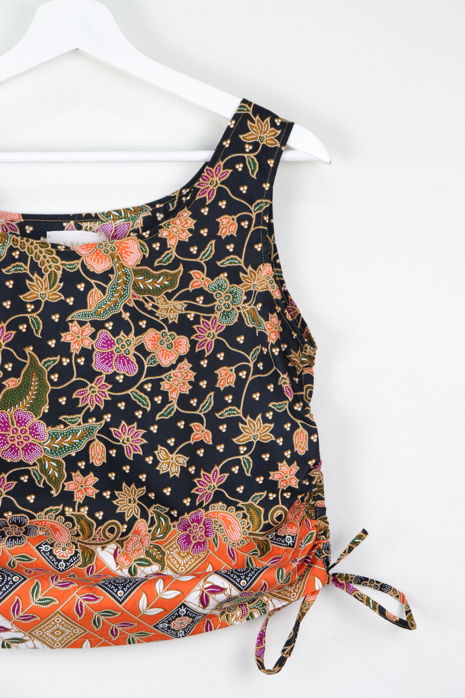 Side Ruched Drawstring Batik Top - Orange Stargazer ( S - M )