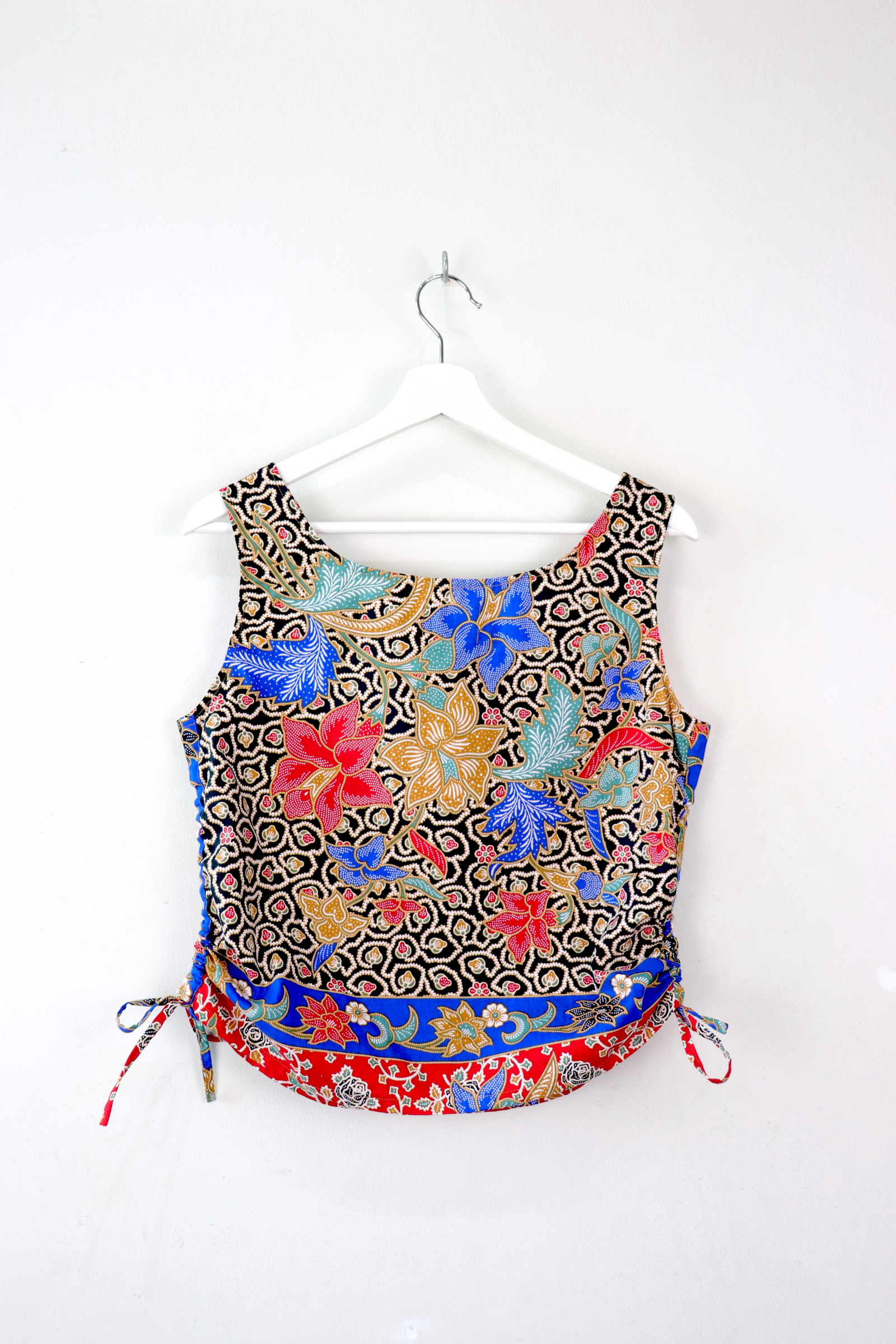 Side Ruched Drawstring Batik Top - Midnight Thunderstrike ( S - M )