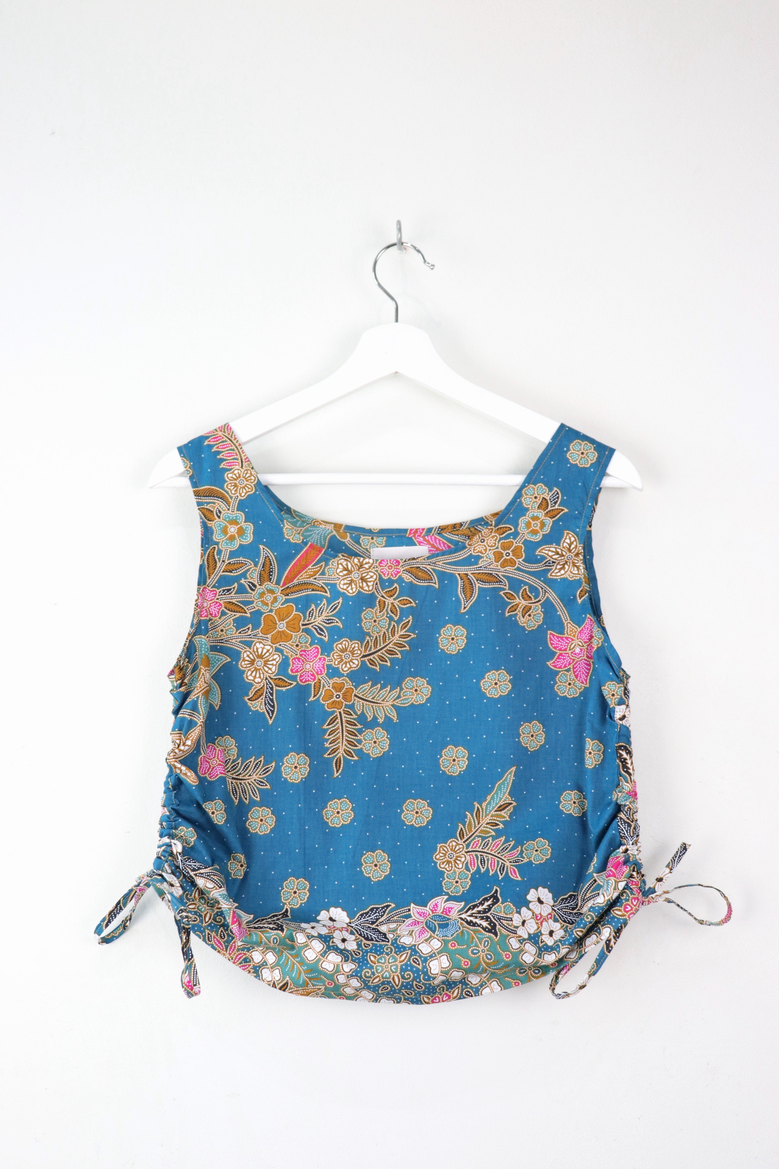 Side Ruched Drawstring Batik Top - Flower Shower ( S - M )